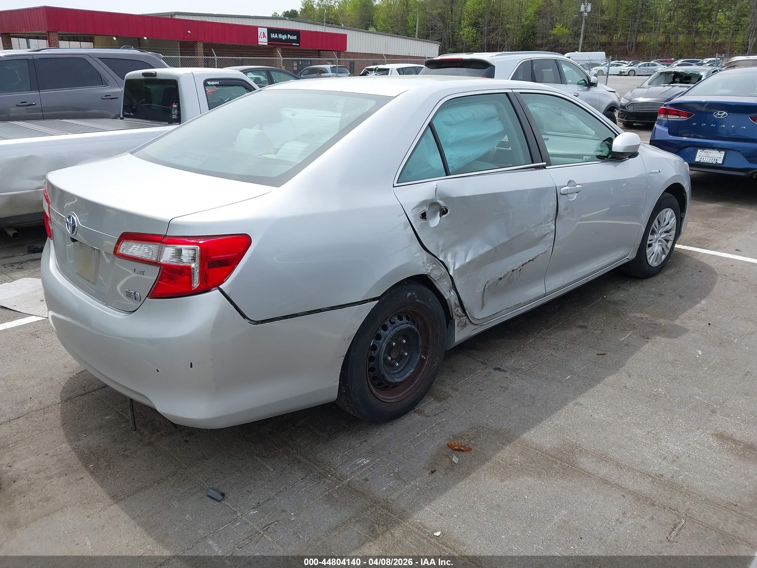 2014 Toyota Camry Hybrid Le Silver vin: 4T1BD1FK3EU107762