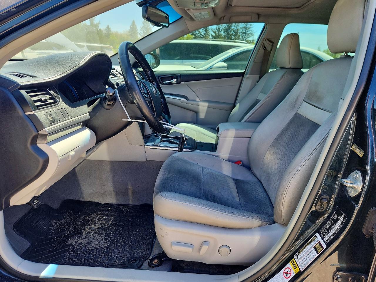2014 Toyota Camry Hybrid Le Charcoal vin: 4T1BD1FK3EU111875