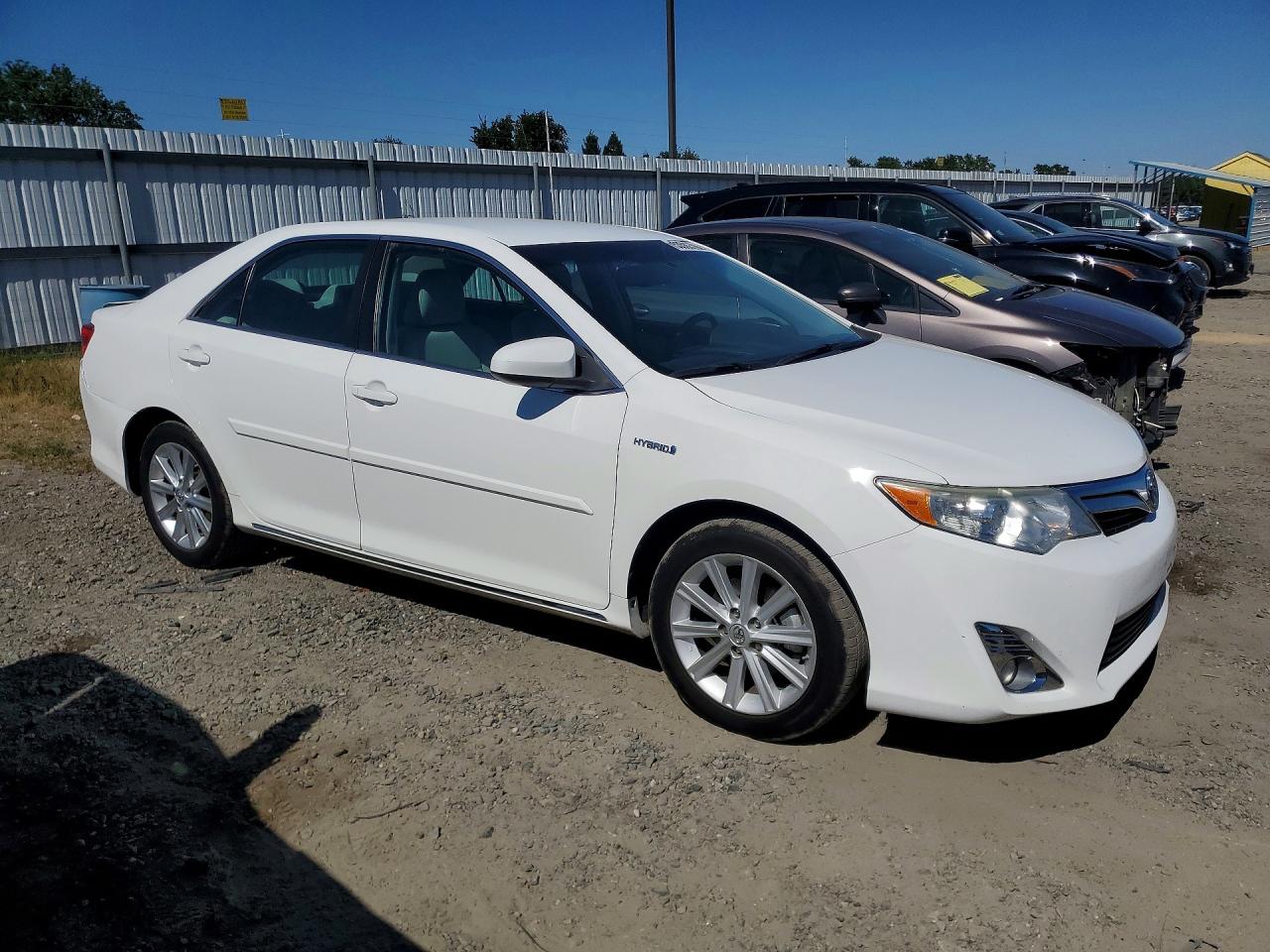 2014 Toyota Camry Hybrid Xle White vin: 4T1BD1FK3EU113299
