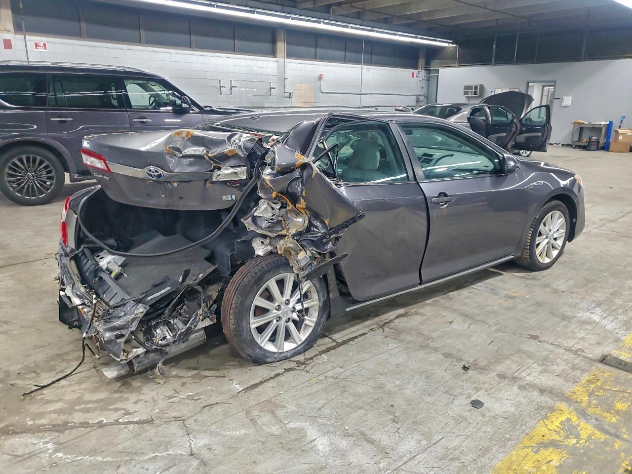 2014 Toyota Camry Hybrid Gray vin: 4T1BD1FK3EU121225