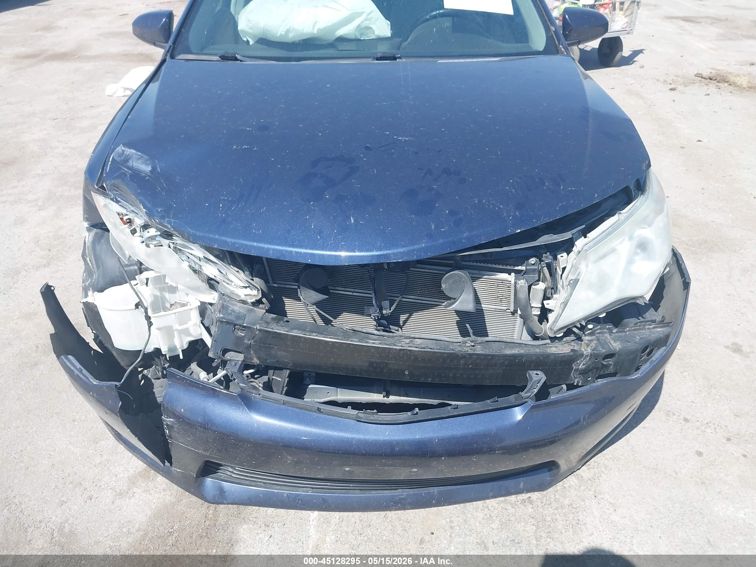 2014 Toyota Camry Hybrid Xle Blue vin: 4T1BD1FK3EU122312