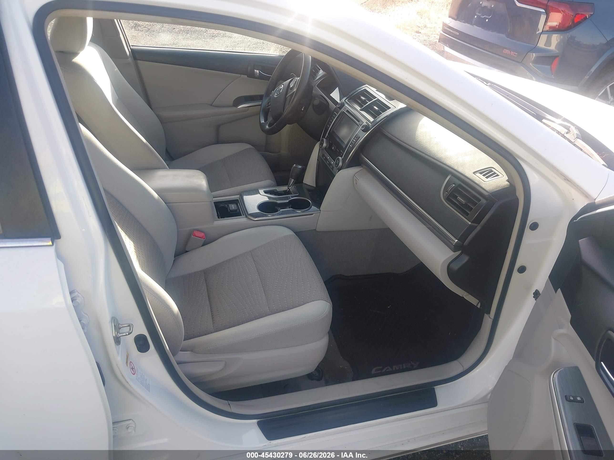 2014 Toyota Camry Hybrid Xle White vin: 4T1BD1FK3EU131477