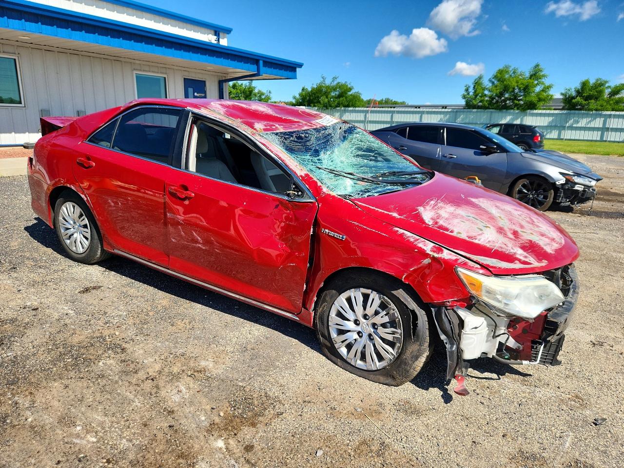 2014 Toyota Camry Hybrid Red vin: 4T1BD1FK3EU132483