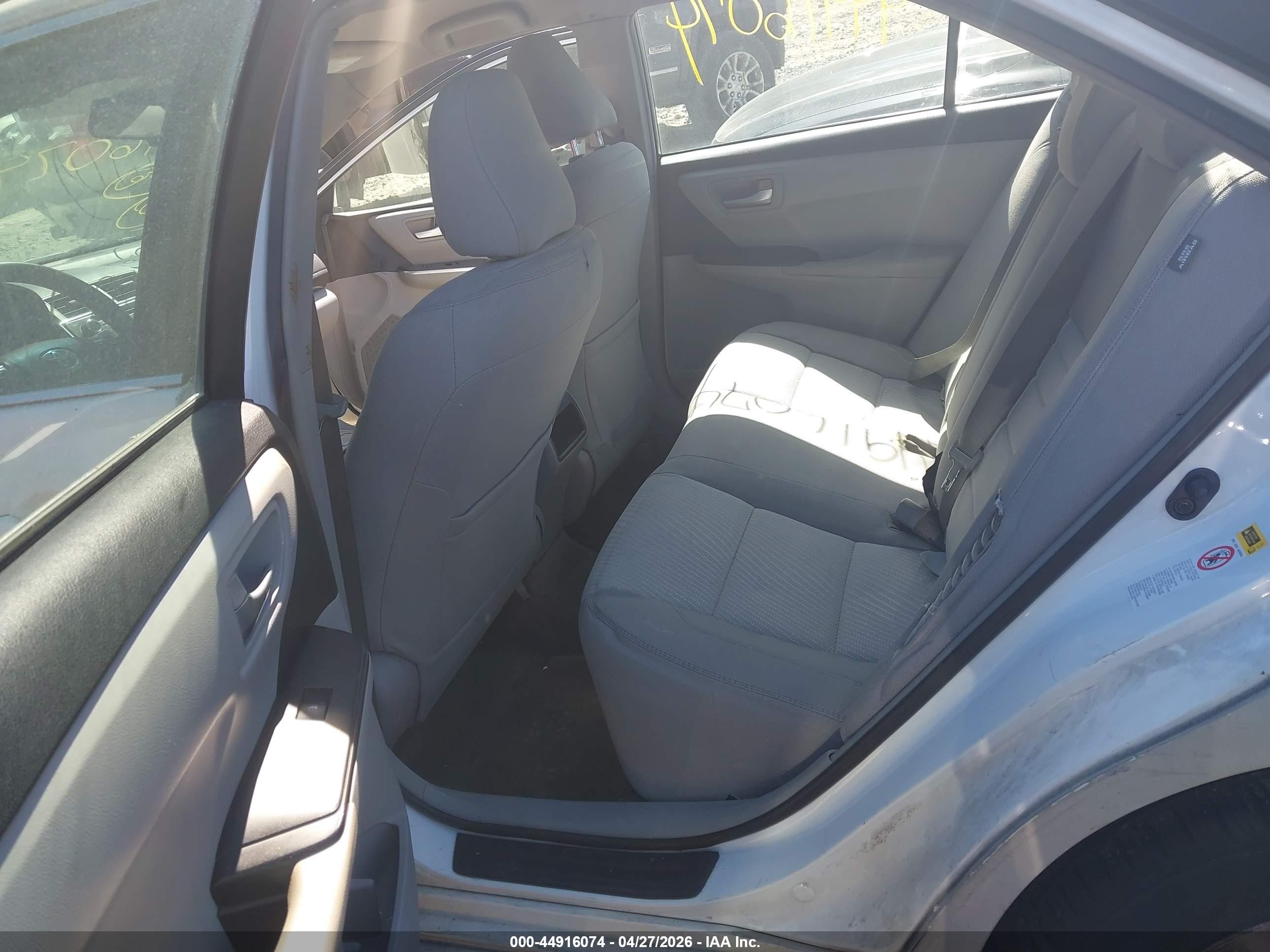 2015 Toyota Camry Hybrid/le/xle/se Белый vin: 4T1BD1FK3FU164593
