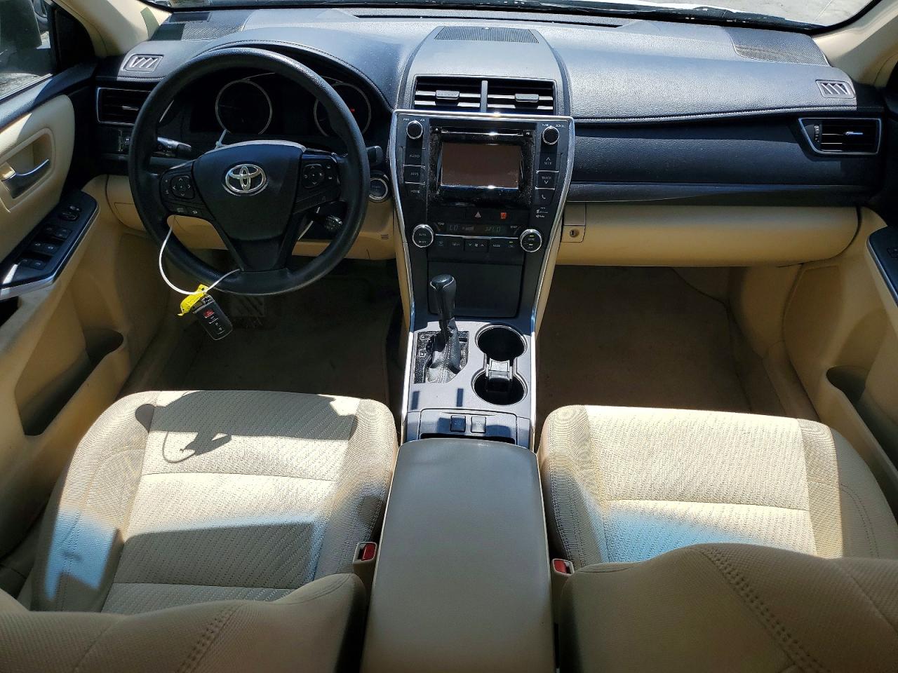 2015 Toyota Camry Hybrid Le White vin: 4T1BD1FK3FU166943