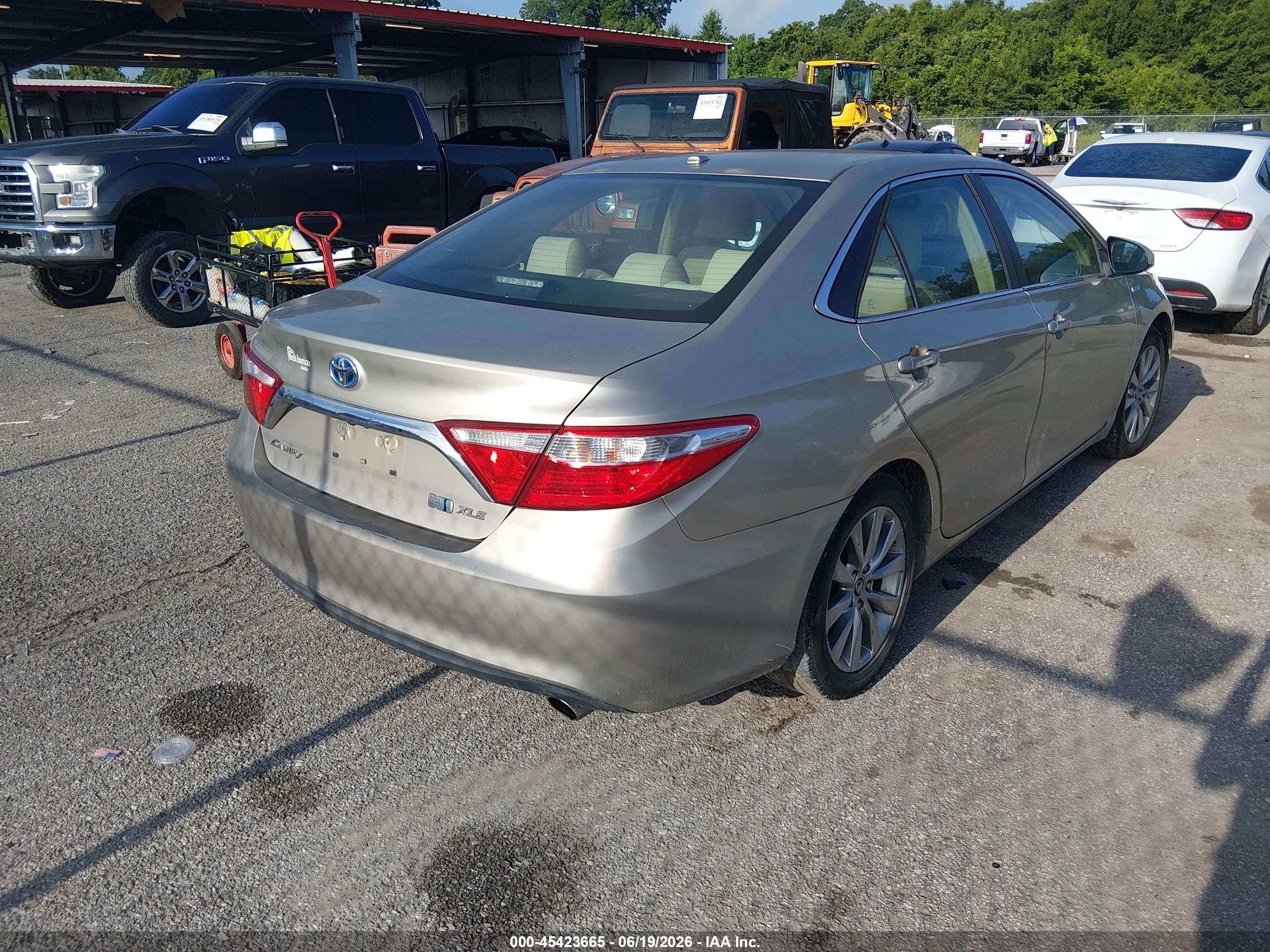 2015 Toyota Camry Hybrid Xle Champagne vin: 4T1BD1FK3FU168353