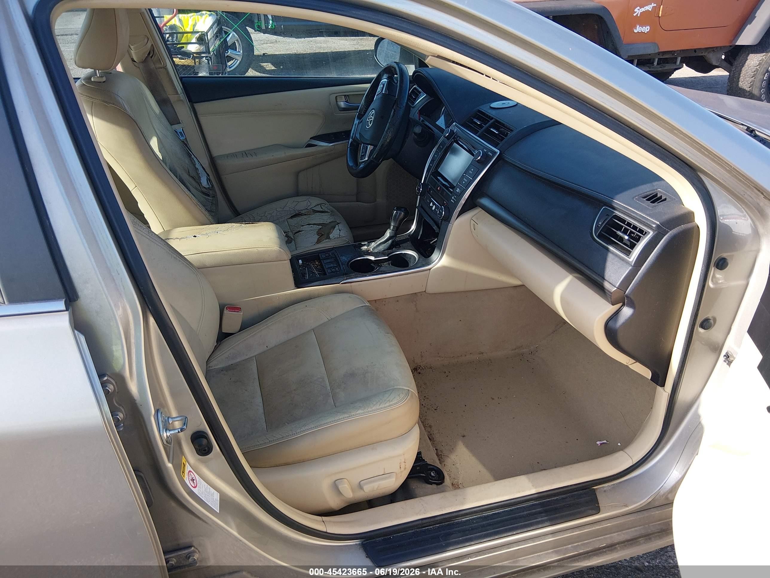 2015 Toyota Camry Hybrid Xle Champagne vin: 4T1BD1FK3FU168353