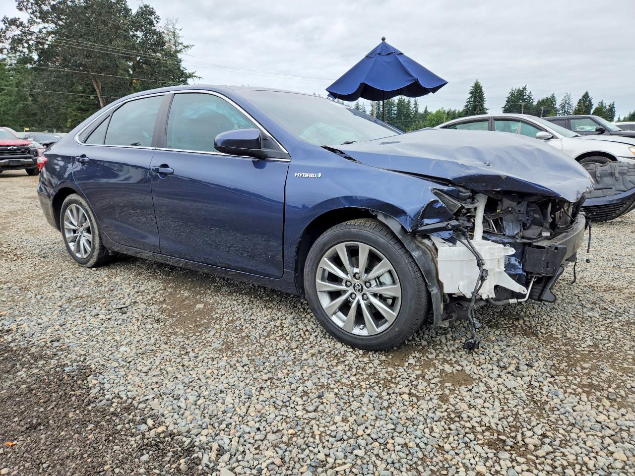 2015 Toyota Camry Hybrid Xle Blue vin: 4T1BD1FK3FU172886