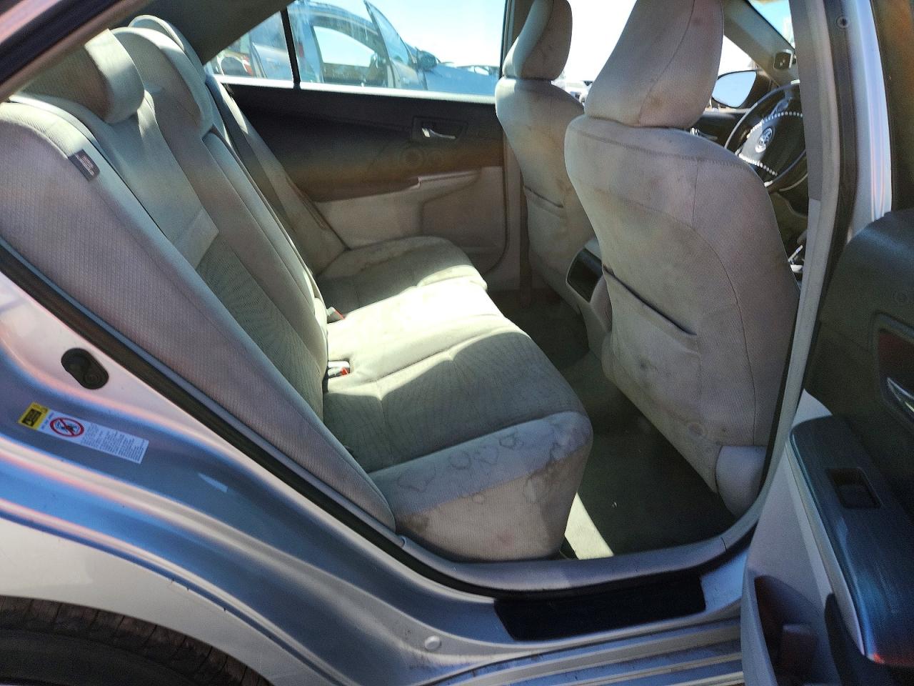 2012 Toyota Camry Hybrid Le Silver vin: 4T1BD1FK4CU019803