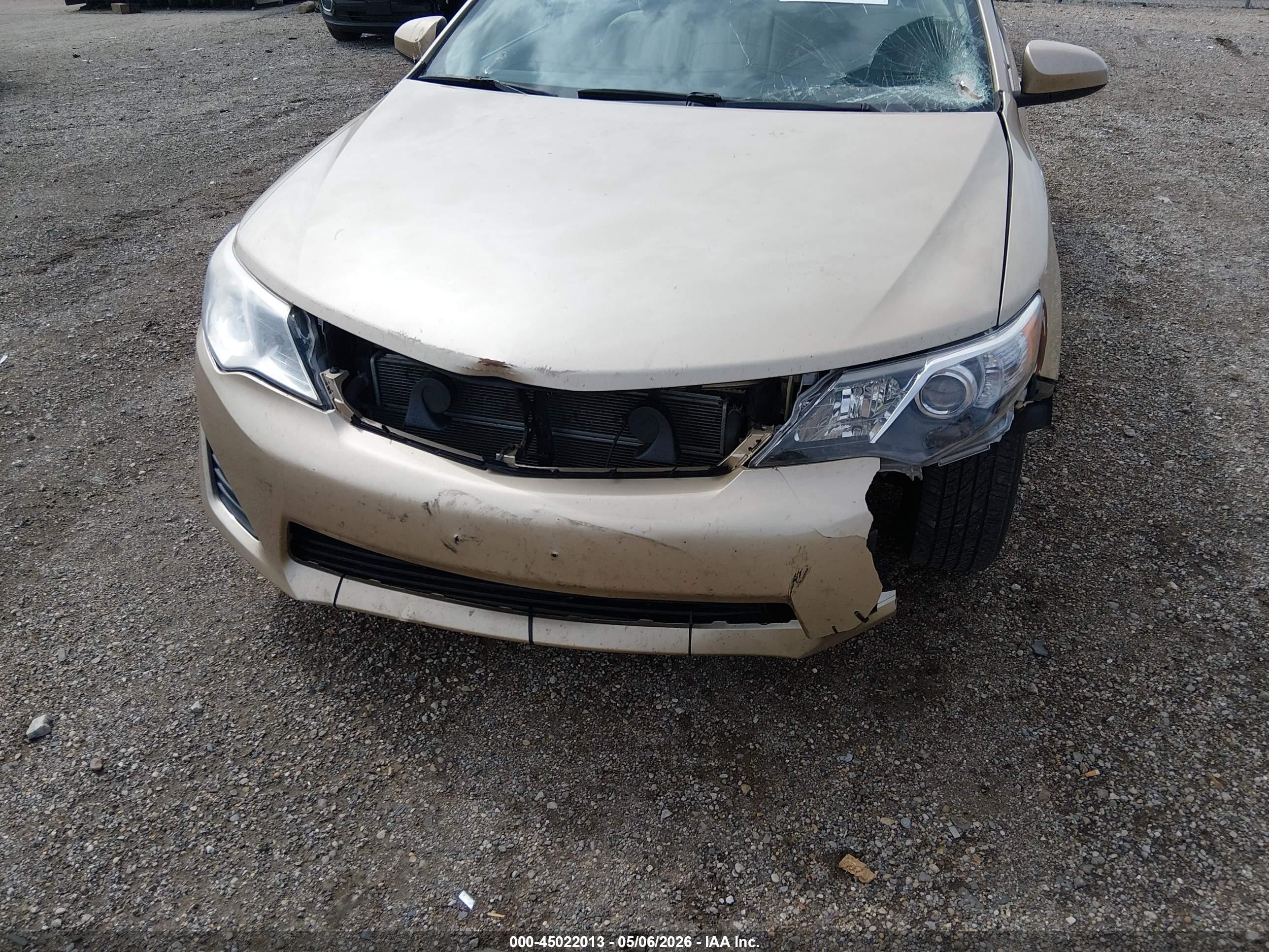 2012 Toyota Camry Hybrid Le Gold vin: 4T1BD1FK4CU023625