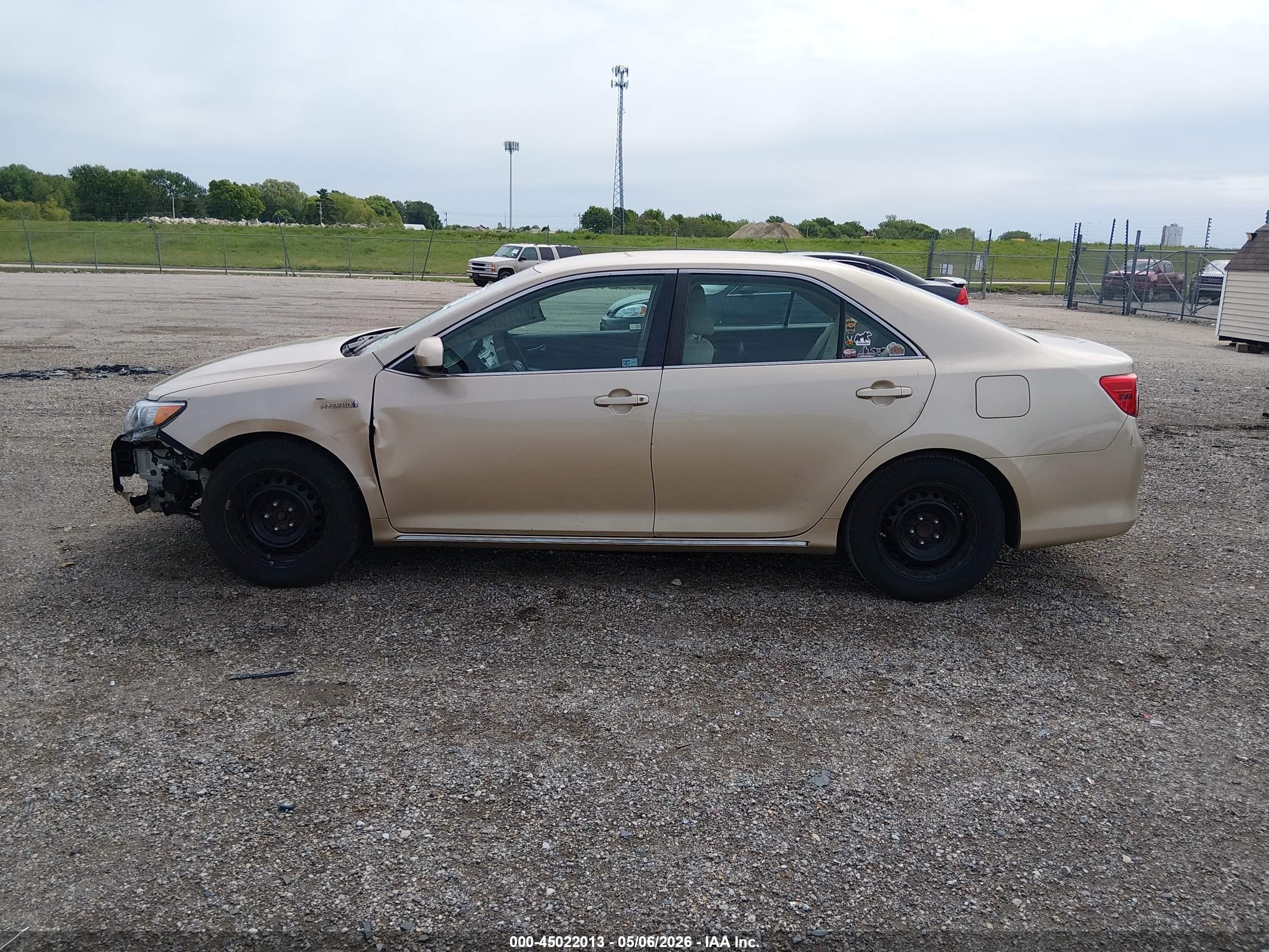 2012 Toyota Camry Hybrid Le Gold vin: 4T1BD1FK4CU023625