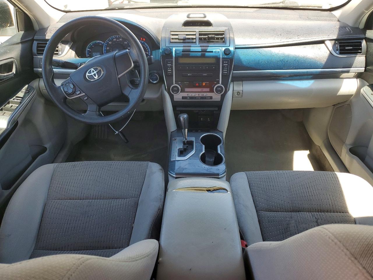 2012 Toyota Camry Hybrid Le Silver vin: 4T1BD1FK4CU063042