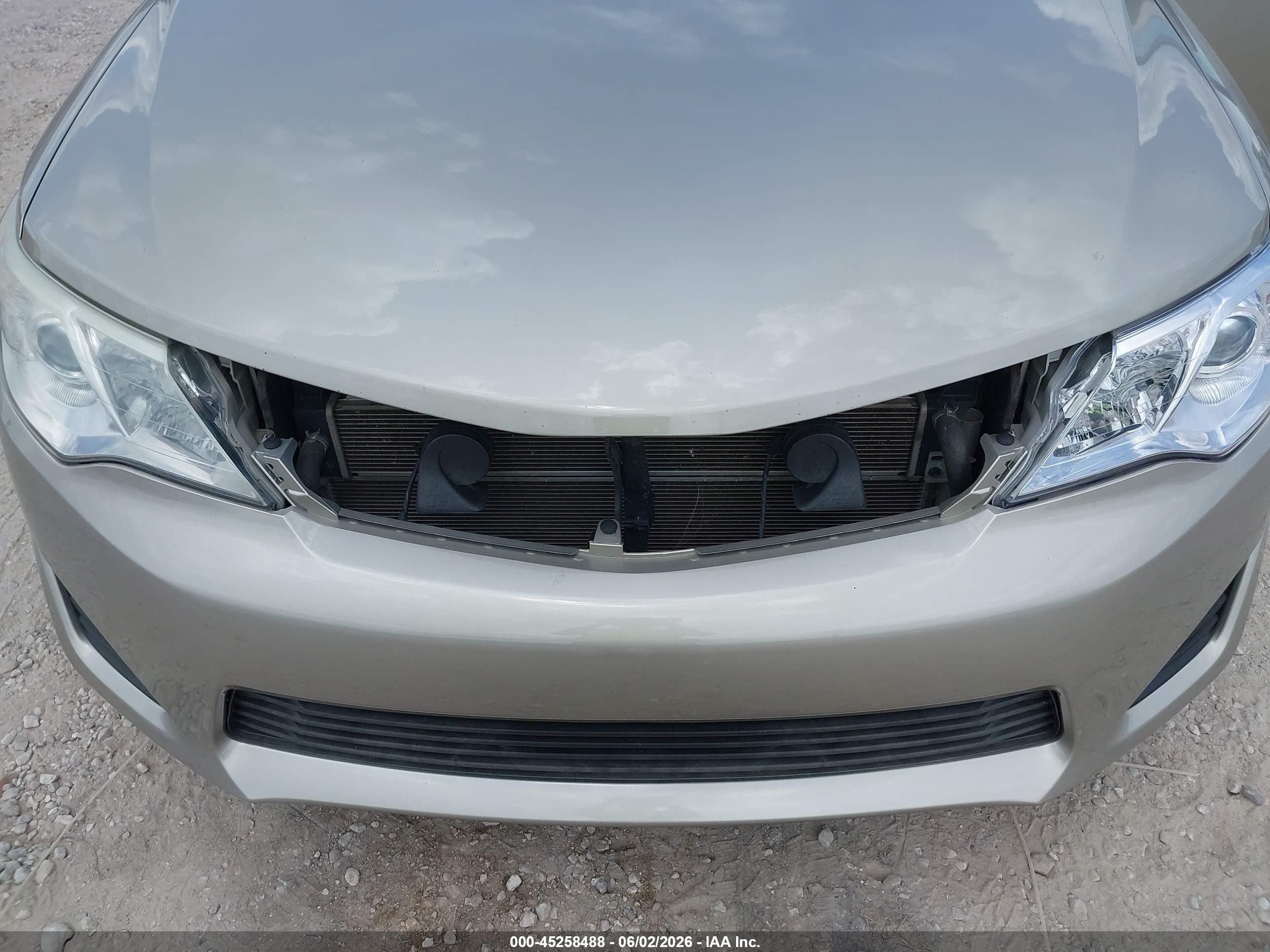 2013 Toyota Camry Hybrid Le Tan vin: 4T1BD1FK4DU066301