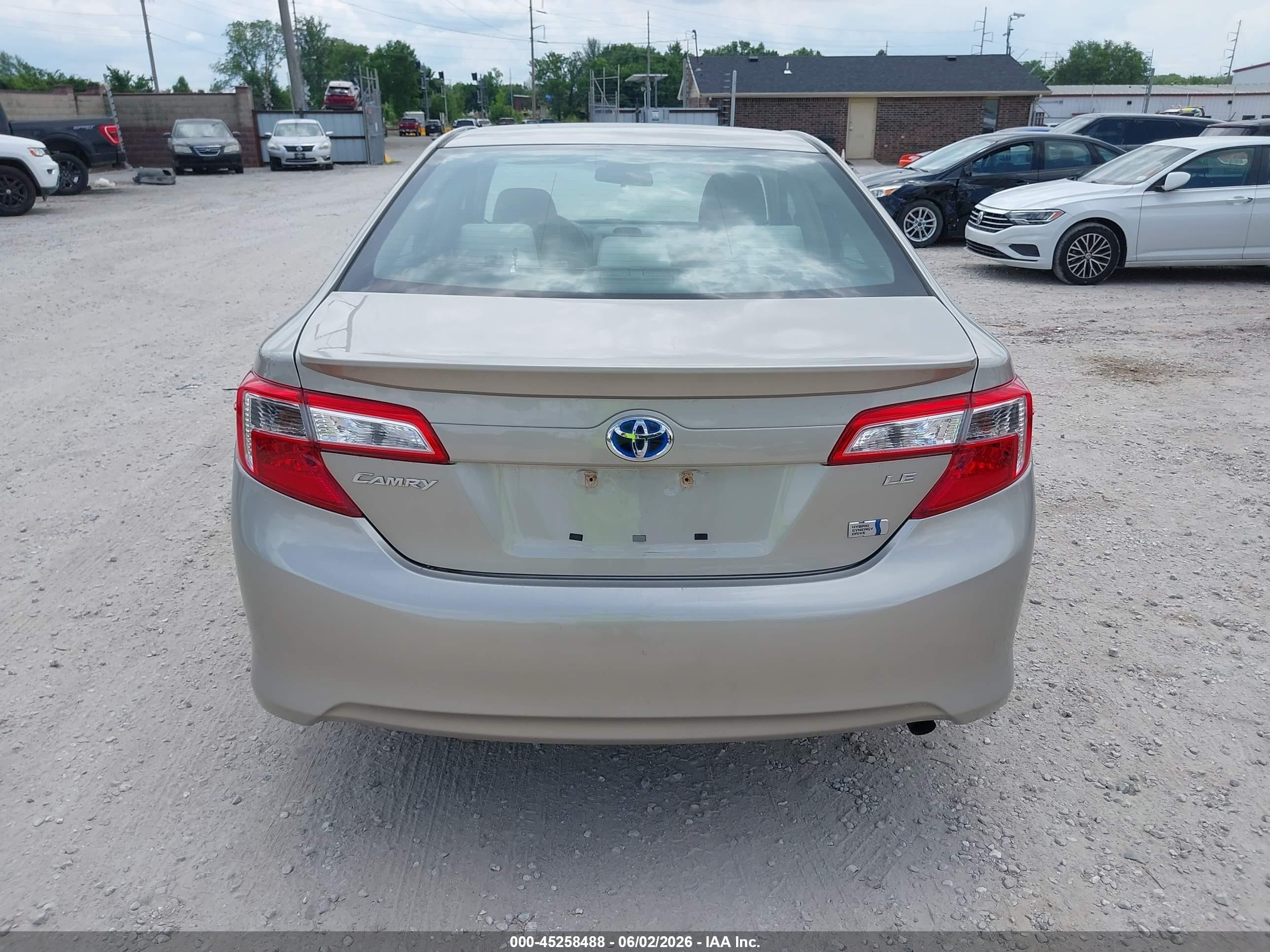 2013 Toyota Camry Hybrid Le Tan vin: 4T1BD1FK4DU066301