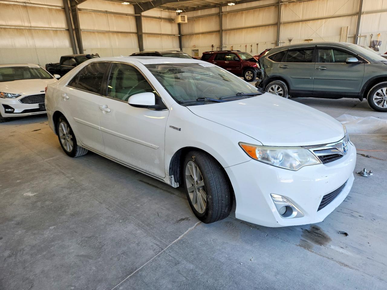 2013 Toyota Camry Hybrid Xle Белый vin: 4T1BD1FK4DU068968