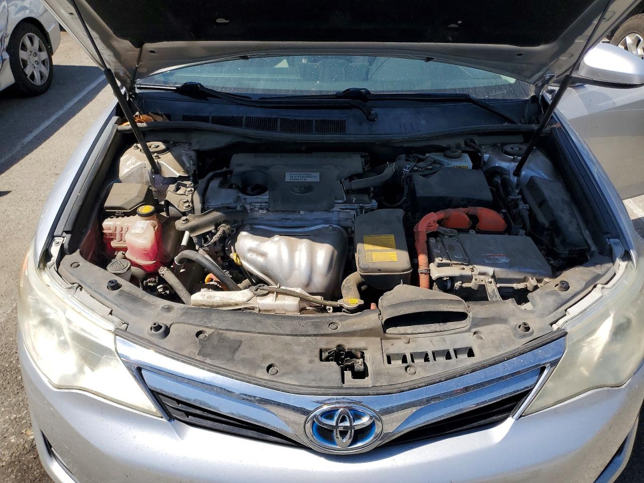 2013 Toyota Camry Hybrid Le Silver vin: 4T1BD1FK4DU085964