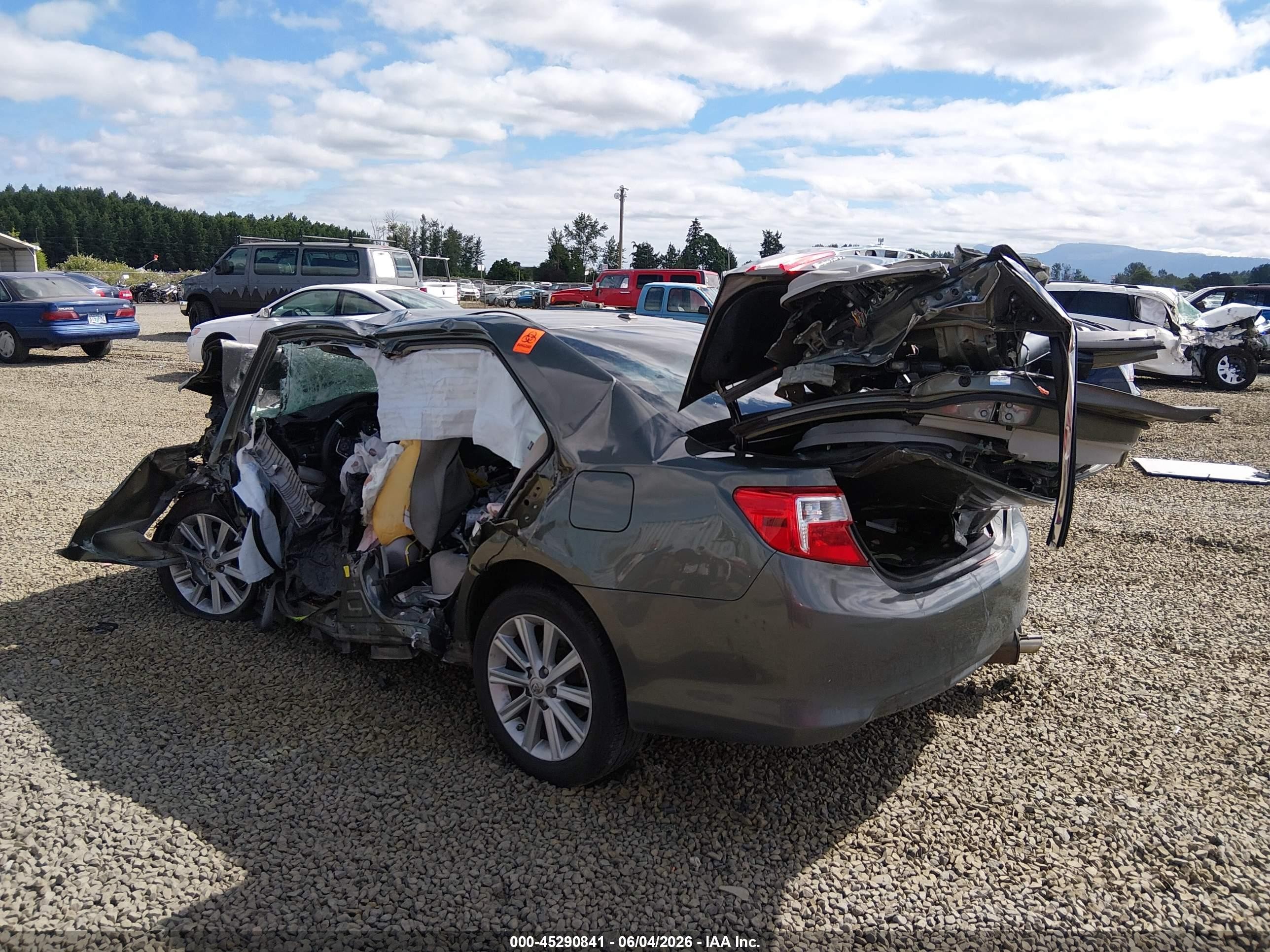 2014 Toyota Camry Hybrid Xle Green vin: 4T1BD1FK4EU101050