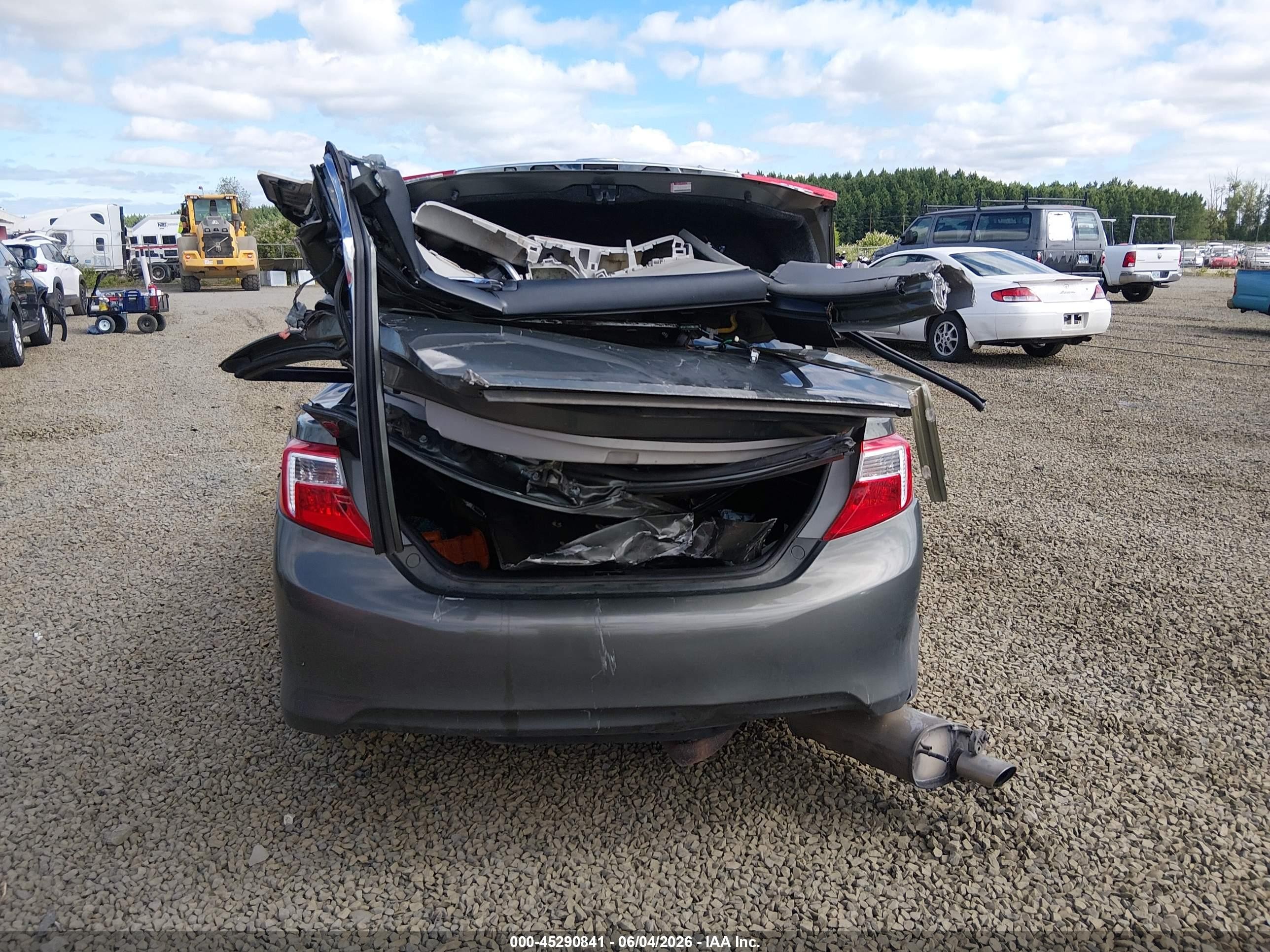 2014 Toyota Camry Hybrid Xle Green vin: 4T1BD1FK4EU101050