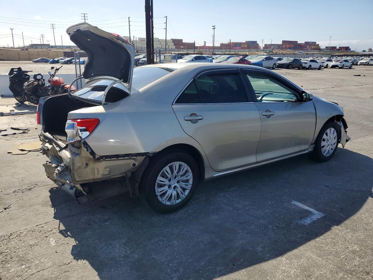 2014 Toyota Camry Hybrid Желто-коричневый vin: 4T1BD1FK4EU101906