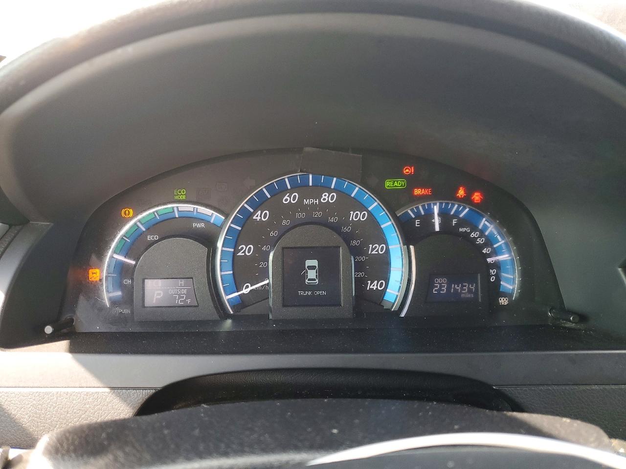 2014 Toyota Camry Hybrid Желто-коричневый vin: 4T1BD1FK4EU101906