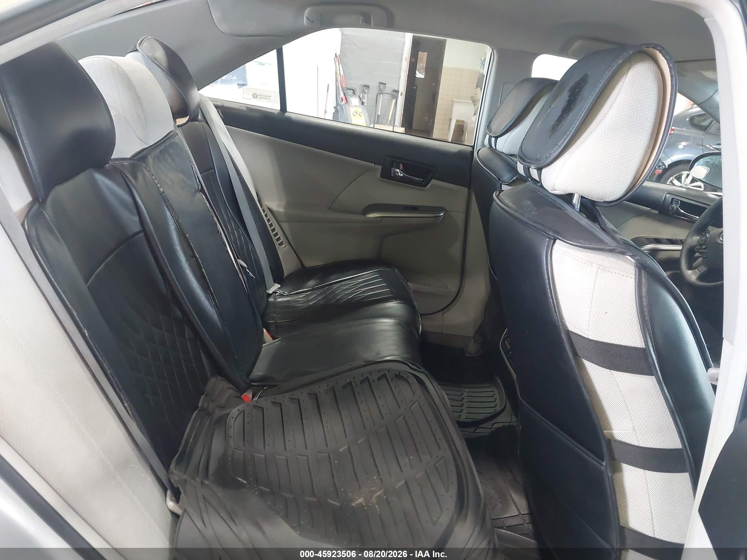 2014 Toyota Camry Hybrid Xle Серебряный vin: 4T1BD1FK4EU102604