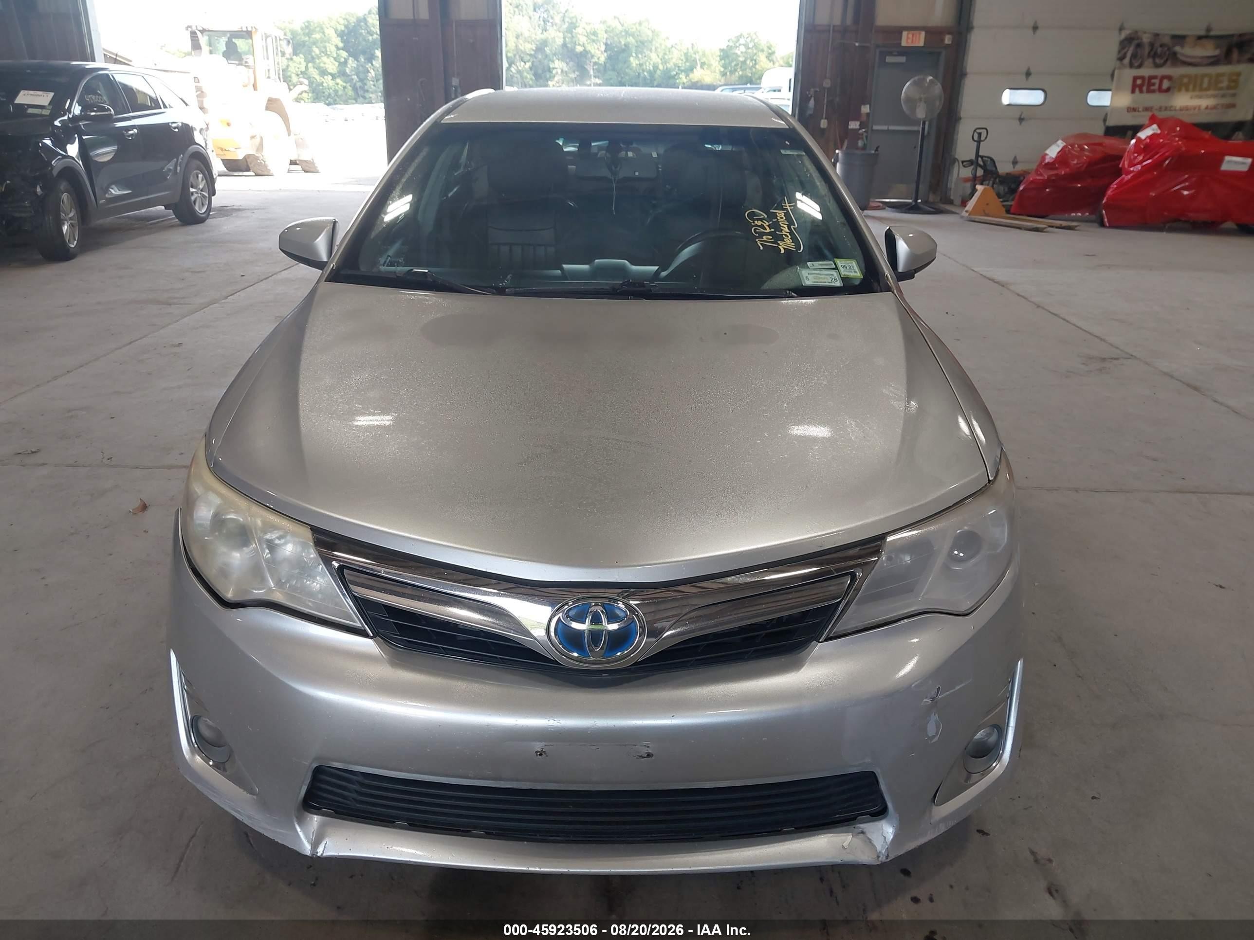 2014 Toyota Camry Hybrid Xle Серебряный vin: 4T1BD1FK4EU102604