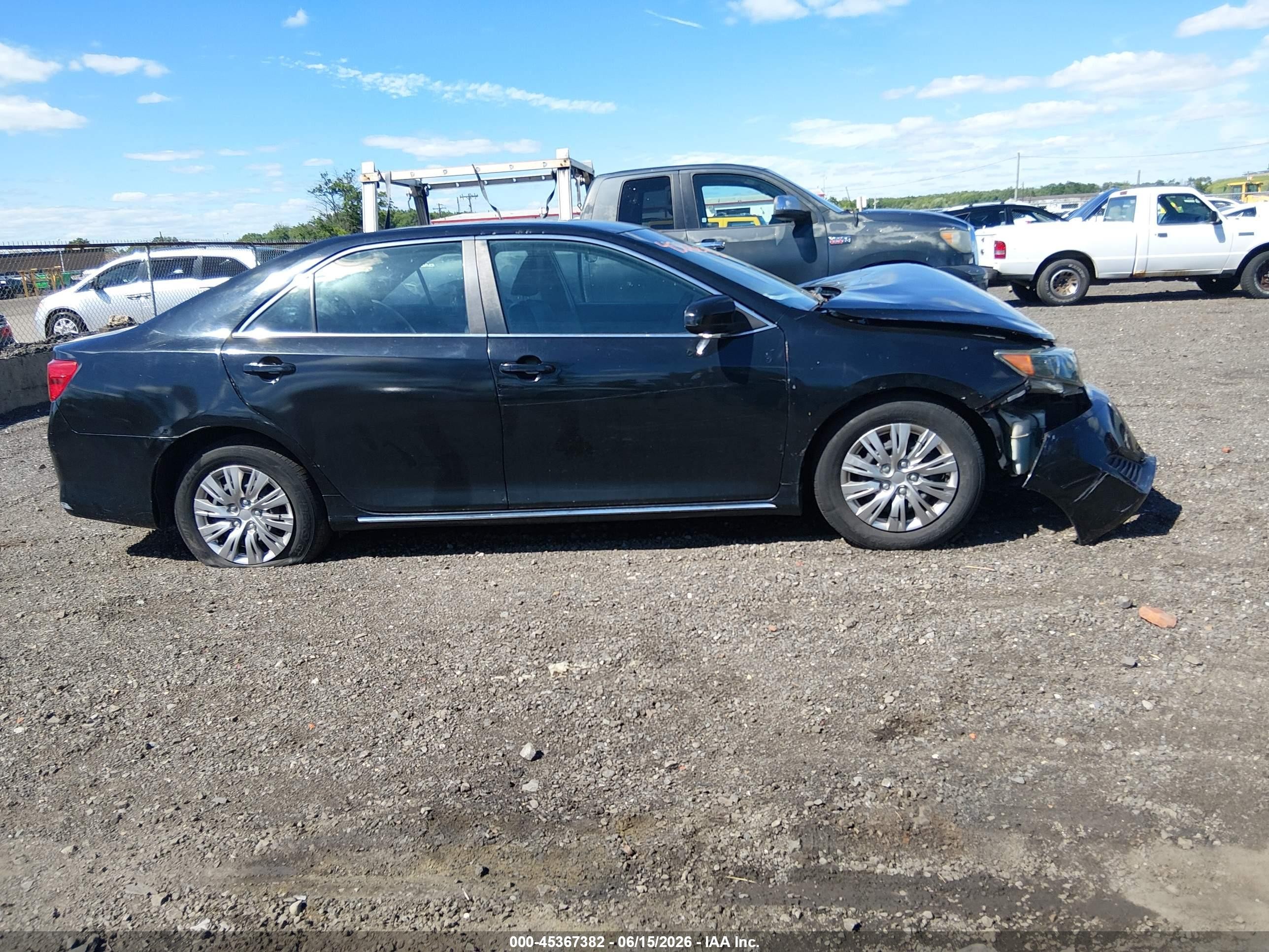 2014 Toyota Camry Hybrid Le Black vin: 4T1BD1FK4EU124151