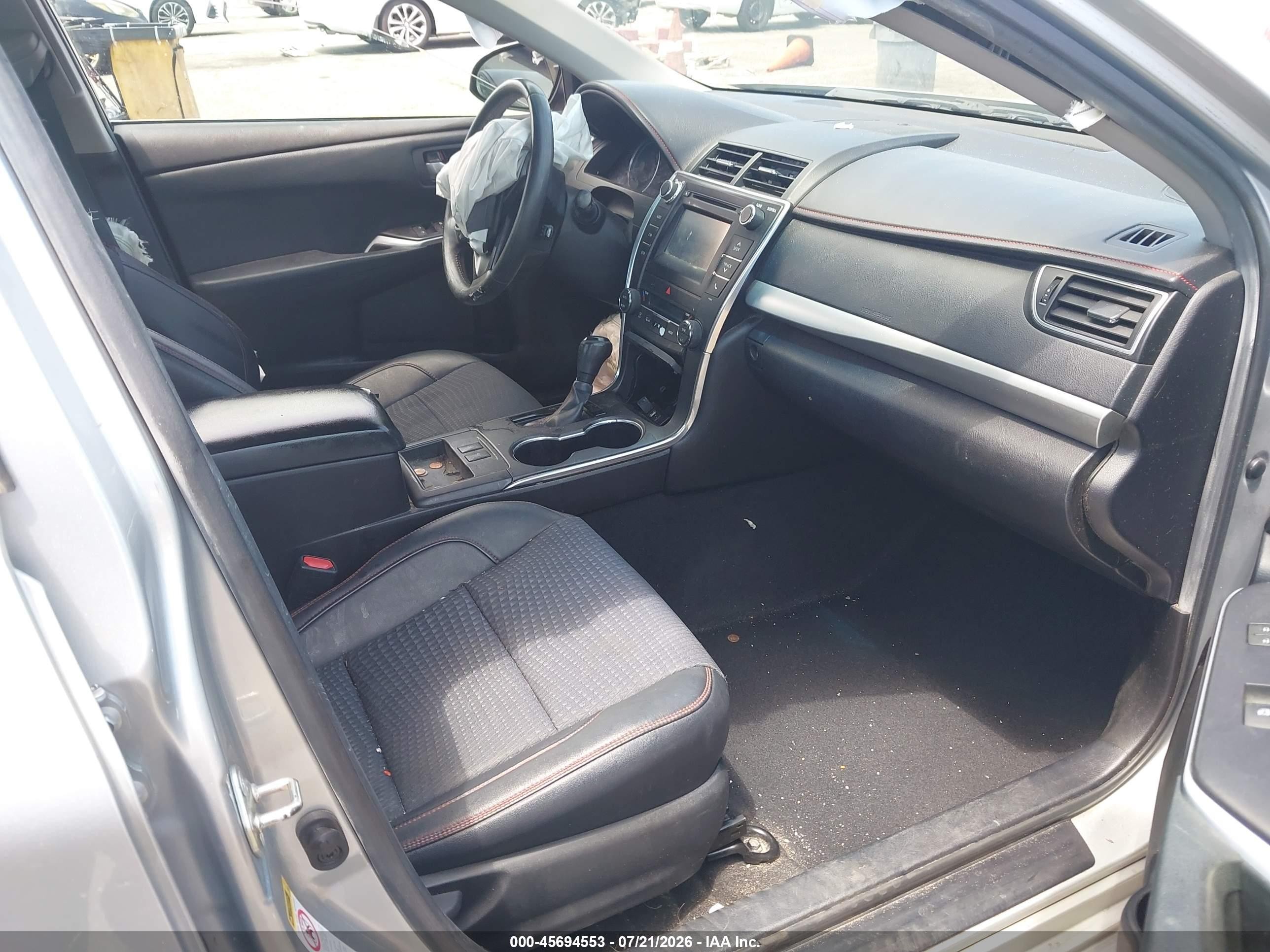 2015 Toyota Camry Hybrid Se Silver vin: 4T1BD1FK4FU147544