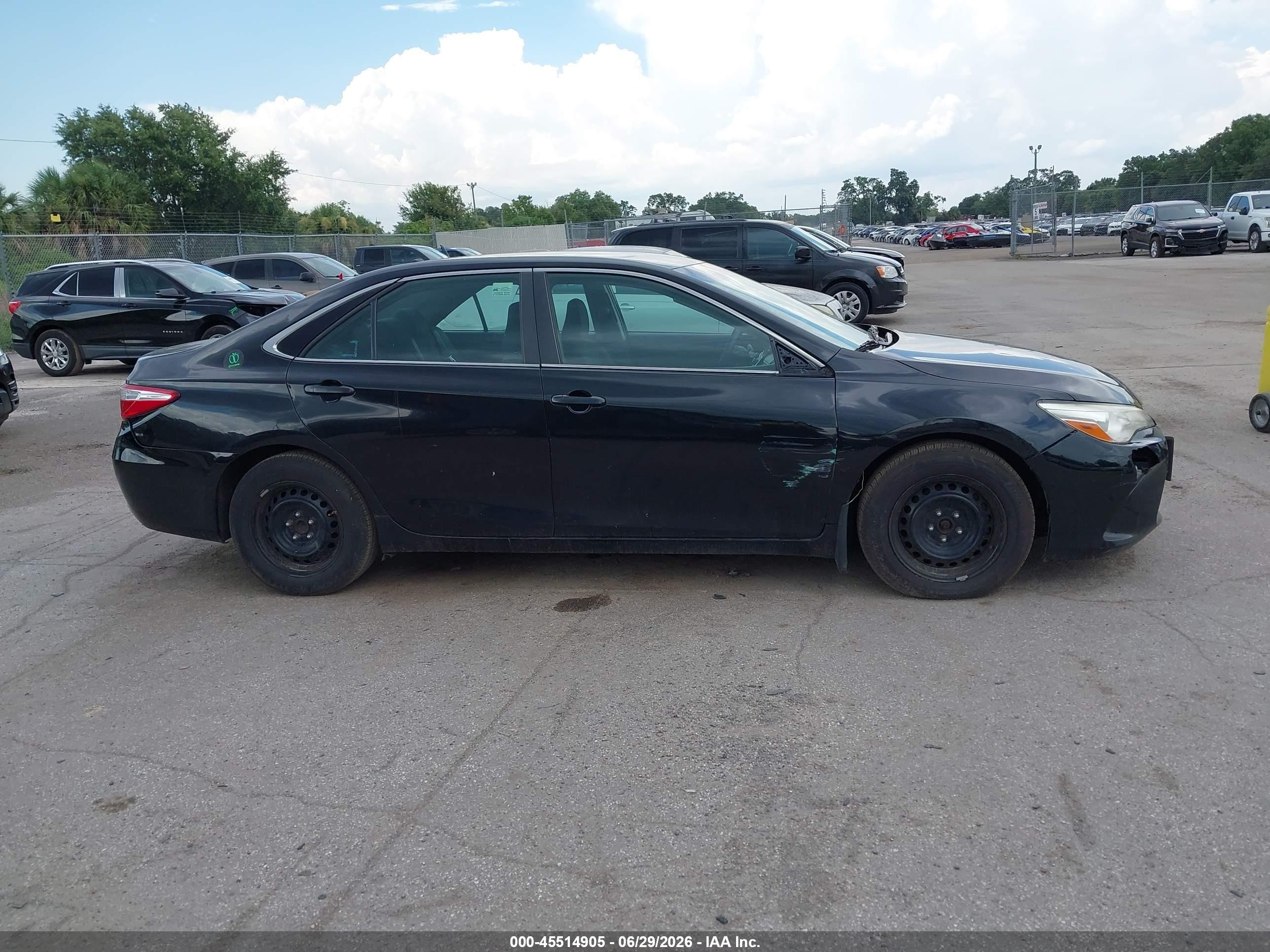 2015 Toyota Camry Hybrid Le Black vin: 4T1BD1FK4FU158818