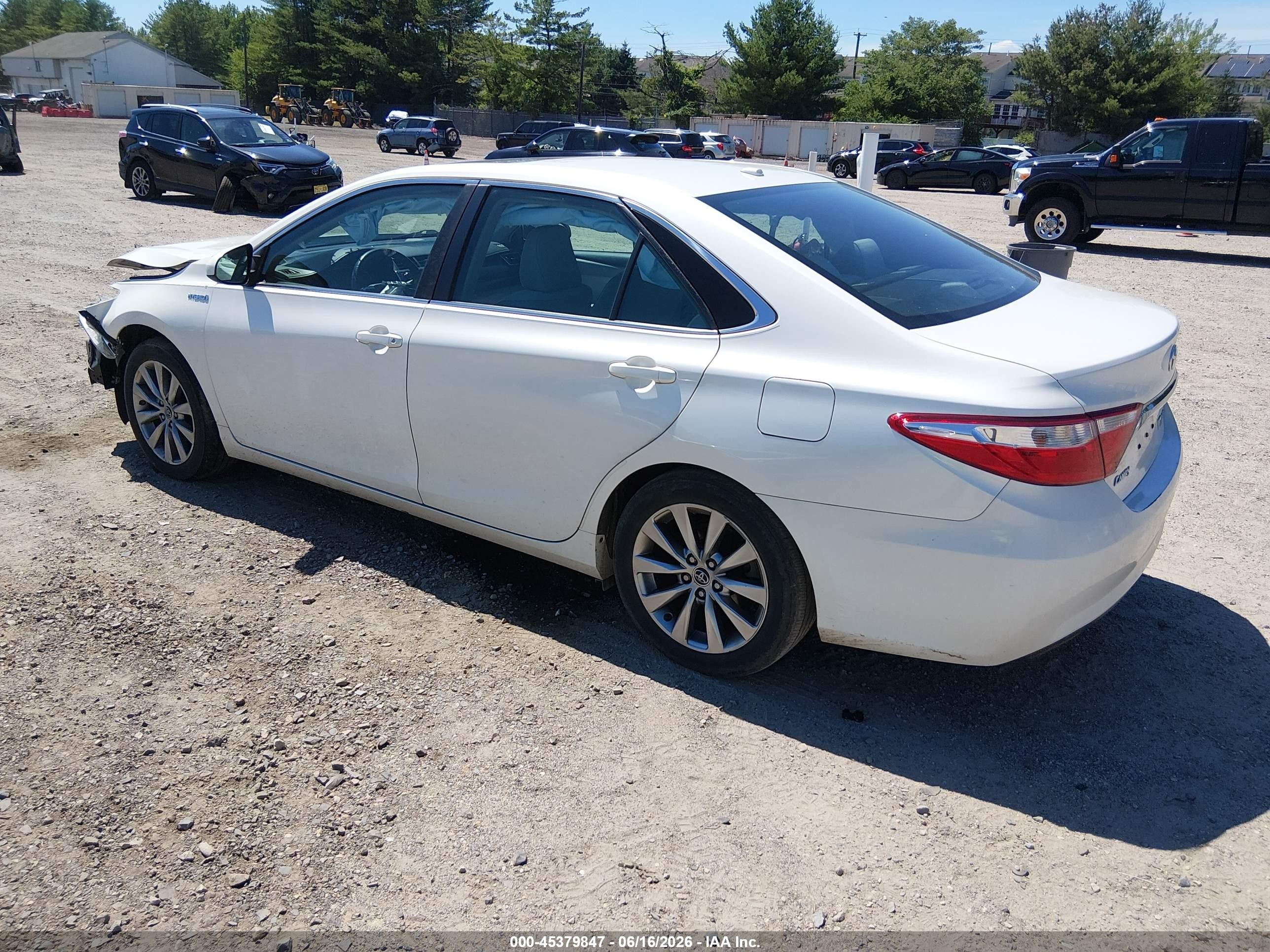2015 Toyota Camry Hybrid Xle Белый vin: 4T1BD1FK4FU162402
