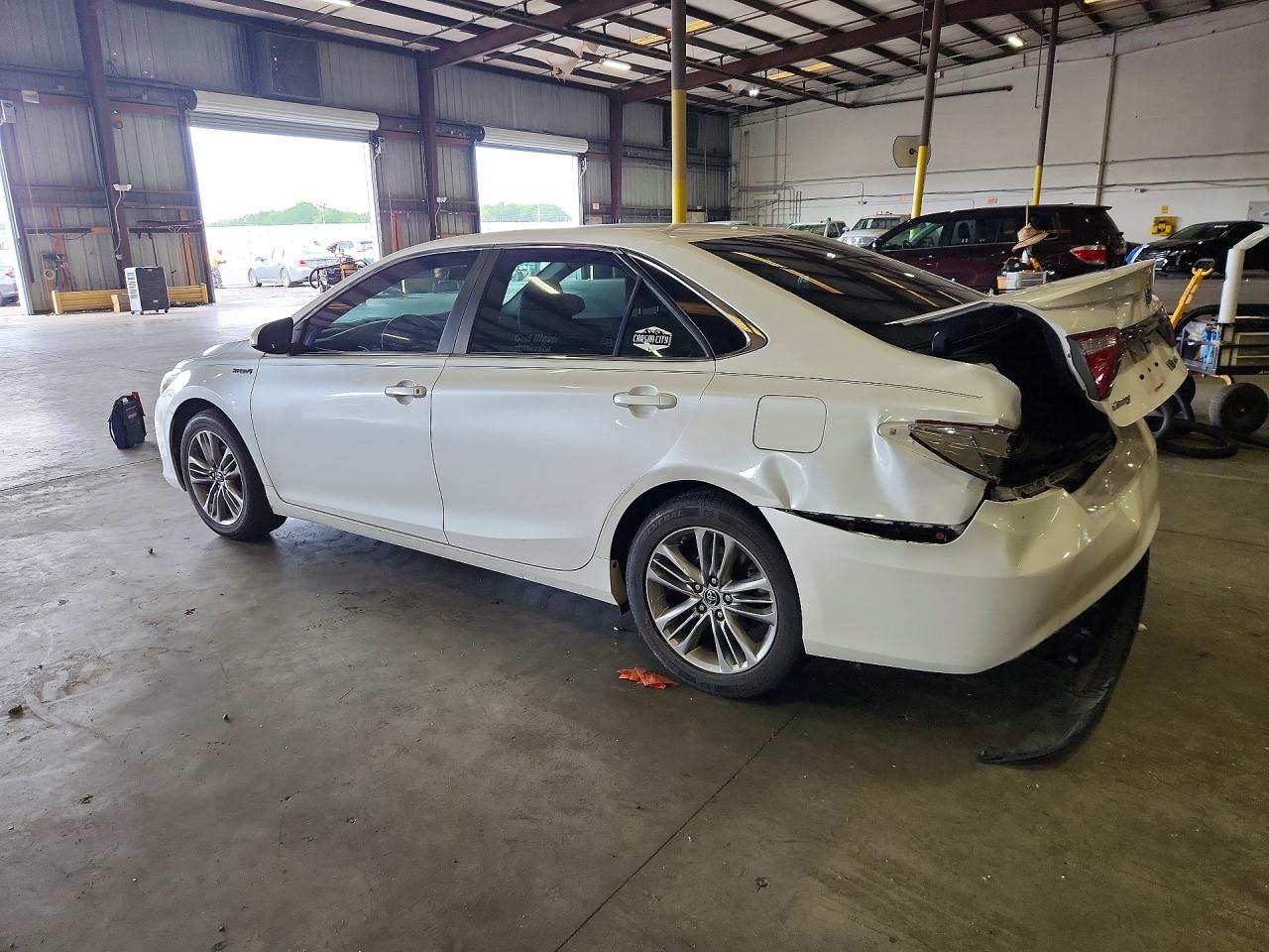 2015 Toyota Camry Hybrid Se White vin: 4T1BD1FK4FU167700