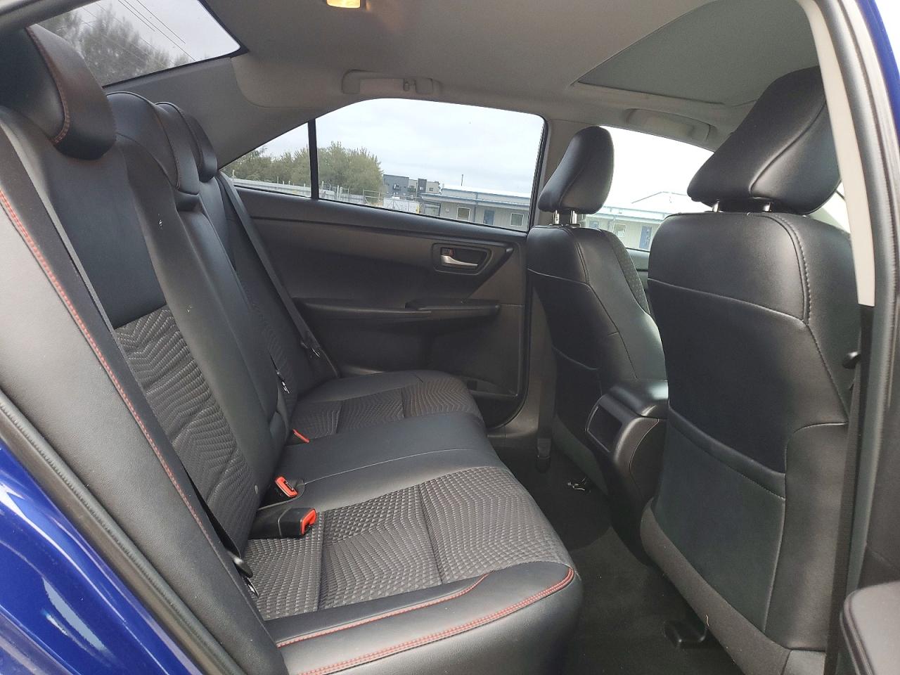 2015 Toyota Camry Hybrid Se Blue vin: 4T1BD1FK4FU175179