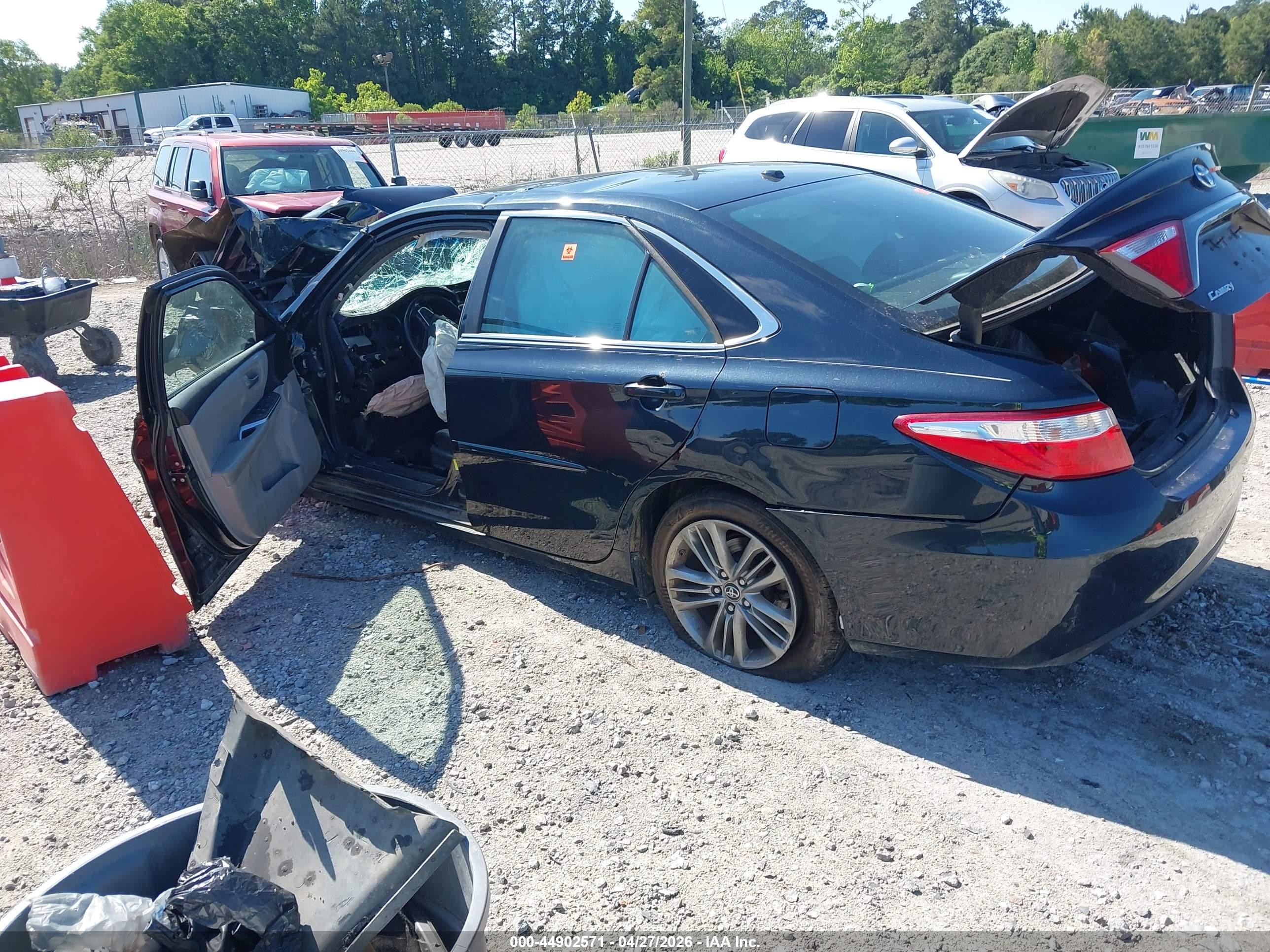 2017 Toyota Camry Hybrid Se Черный vin: 4T1BD1FK4HU222956