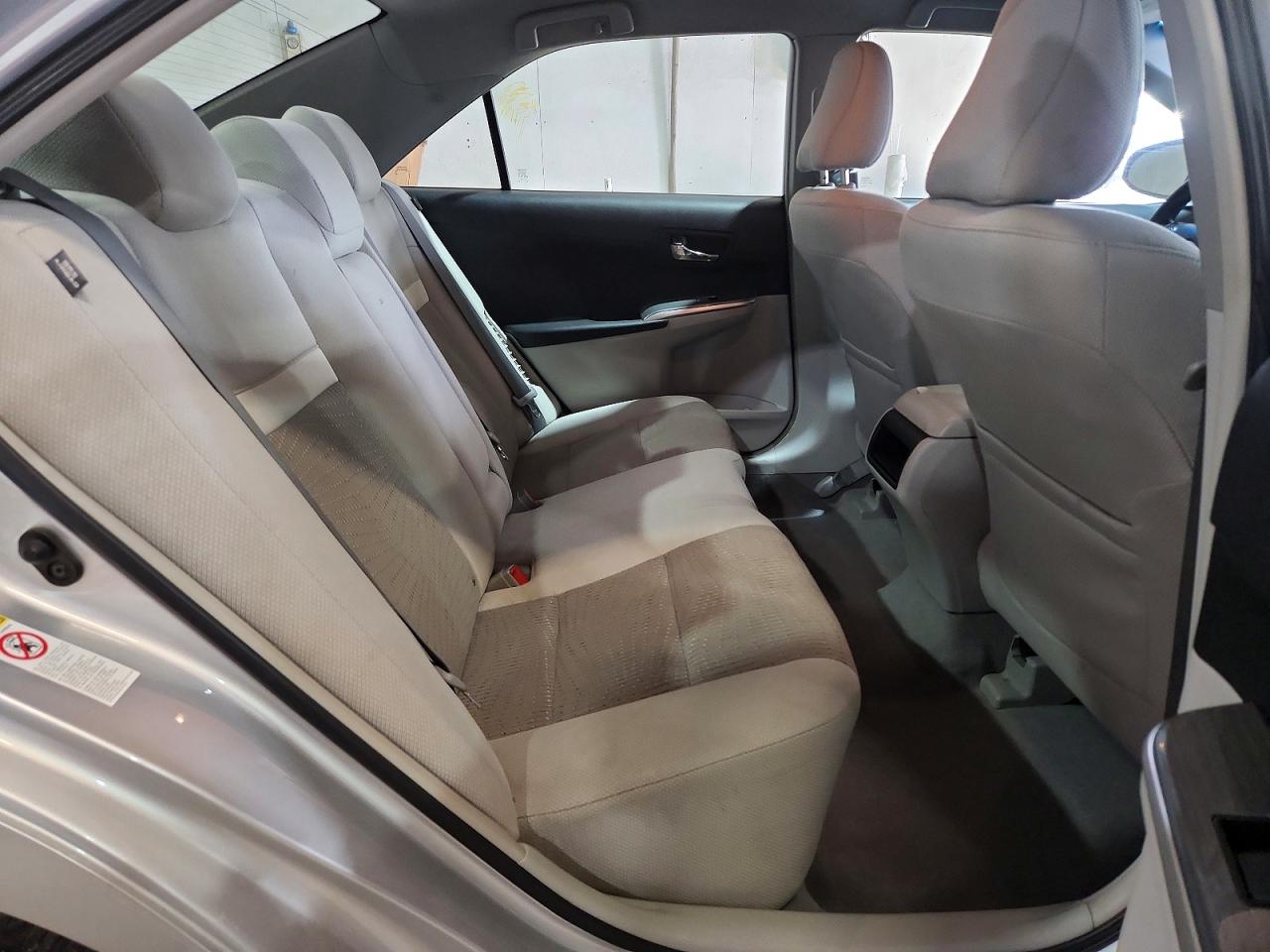 2012 Toyota Camry Hybrid Le Silver vin: 4T1BD1FK5CU040739
