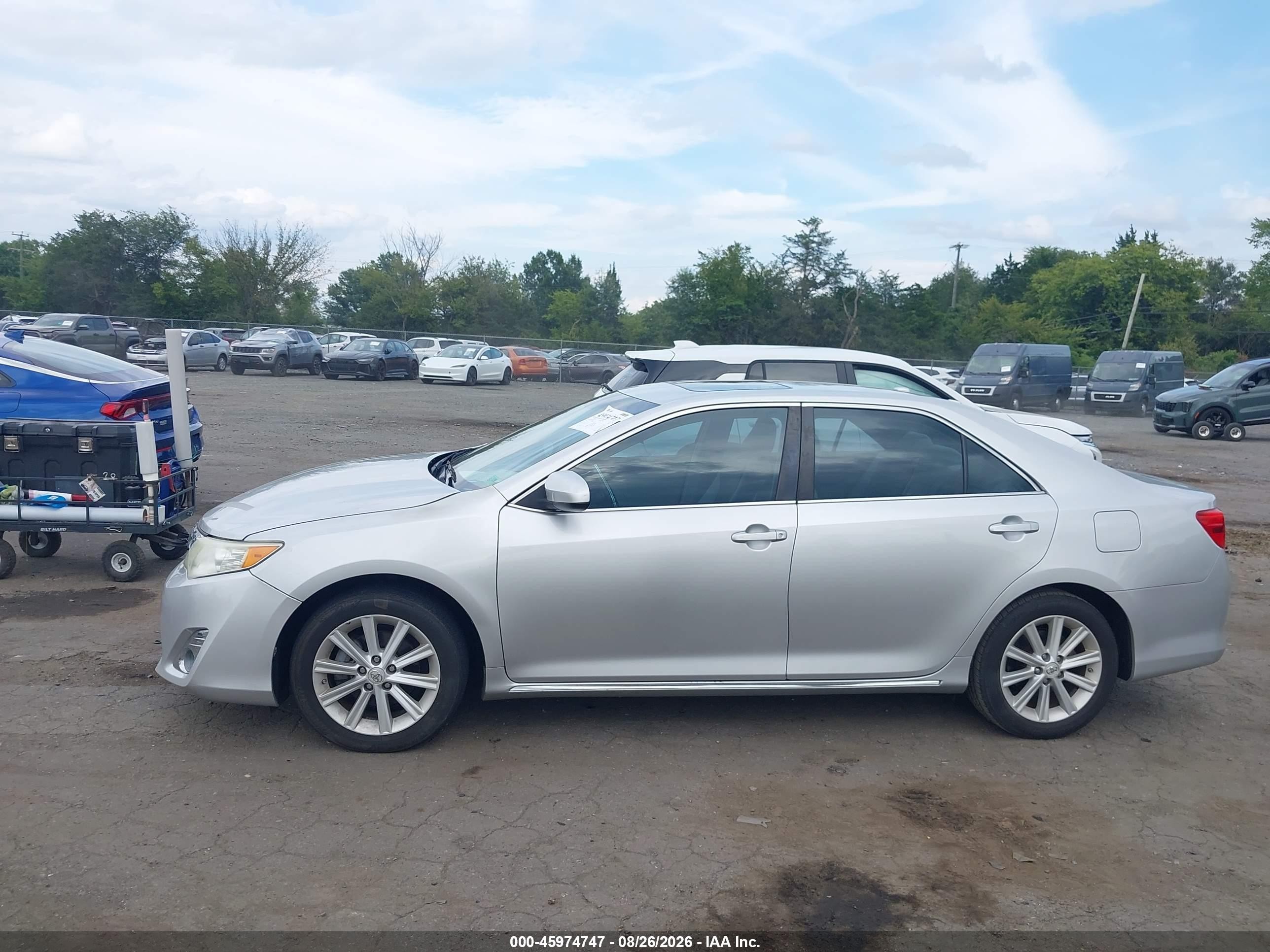 2013 Toyota Camry Hybrid Xle Silver vin: 4T1BD1FK5DU074195