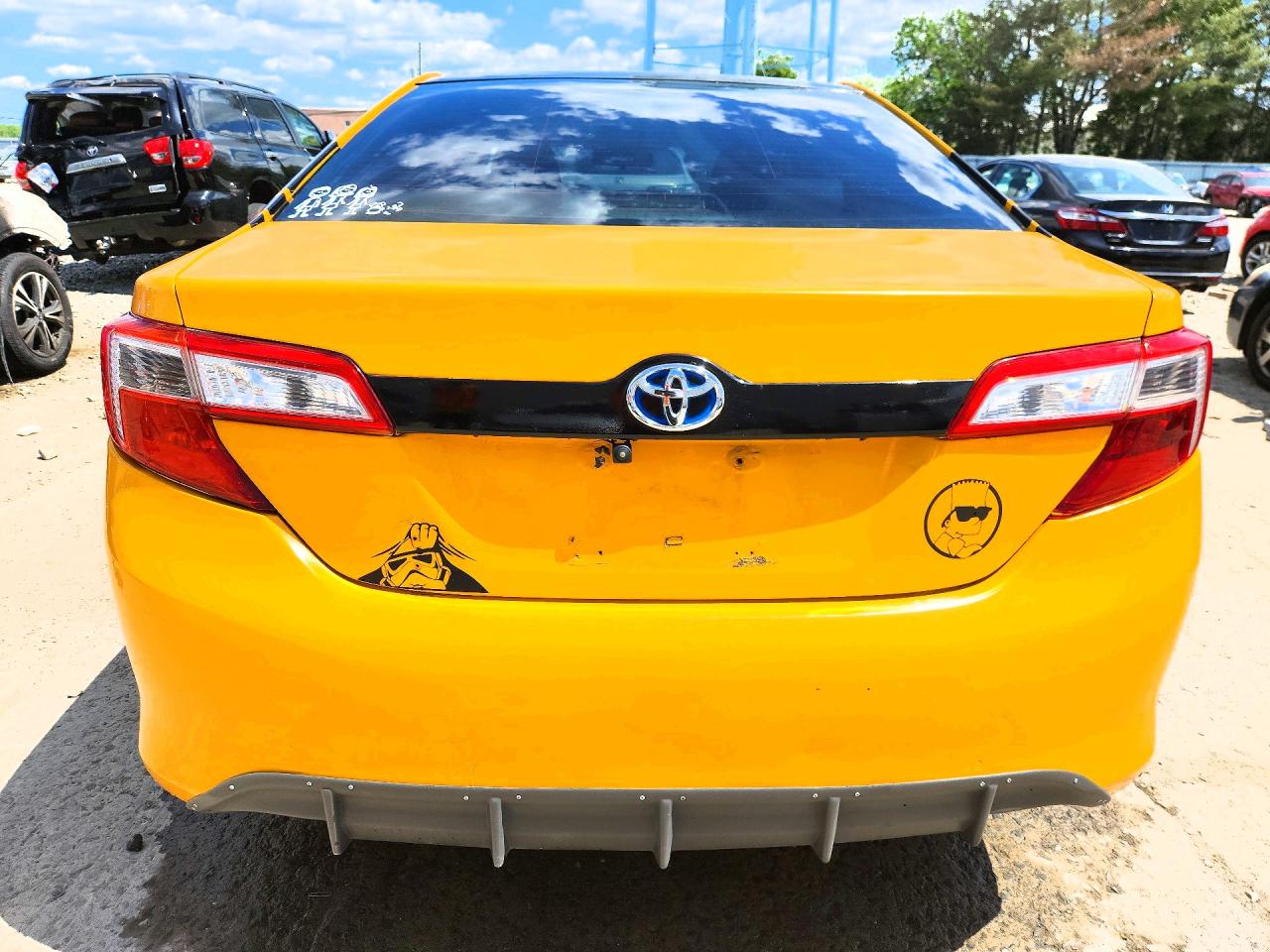 2013 Toyota Camry Hybrid Le Yellow vin: 4T1BD1FK5DU075315