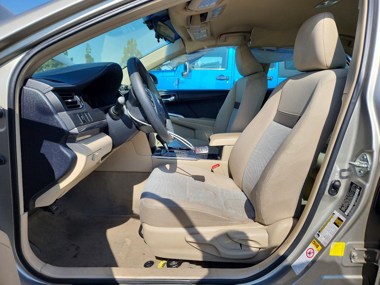 2013 Toyota Camry Hybrid Le Tan vin: 4T1BD1FK5DU083530