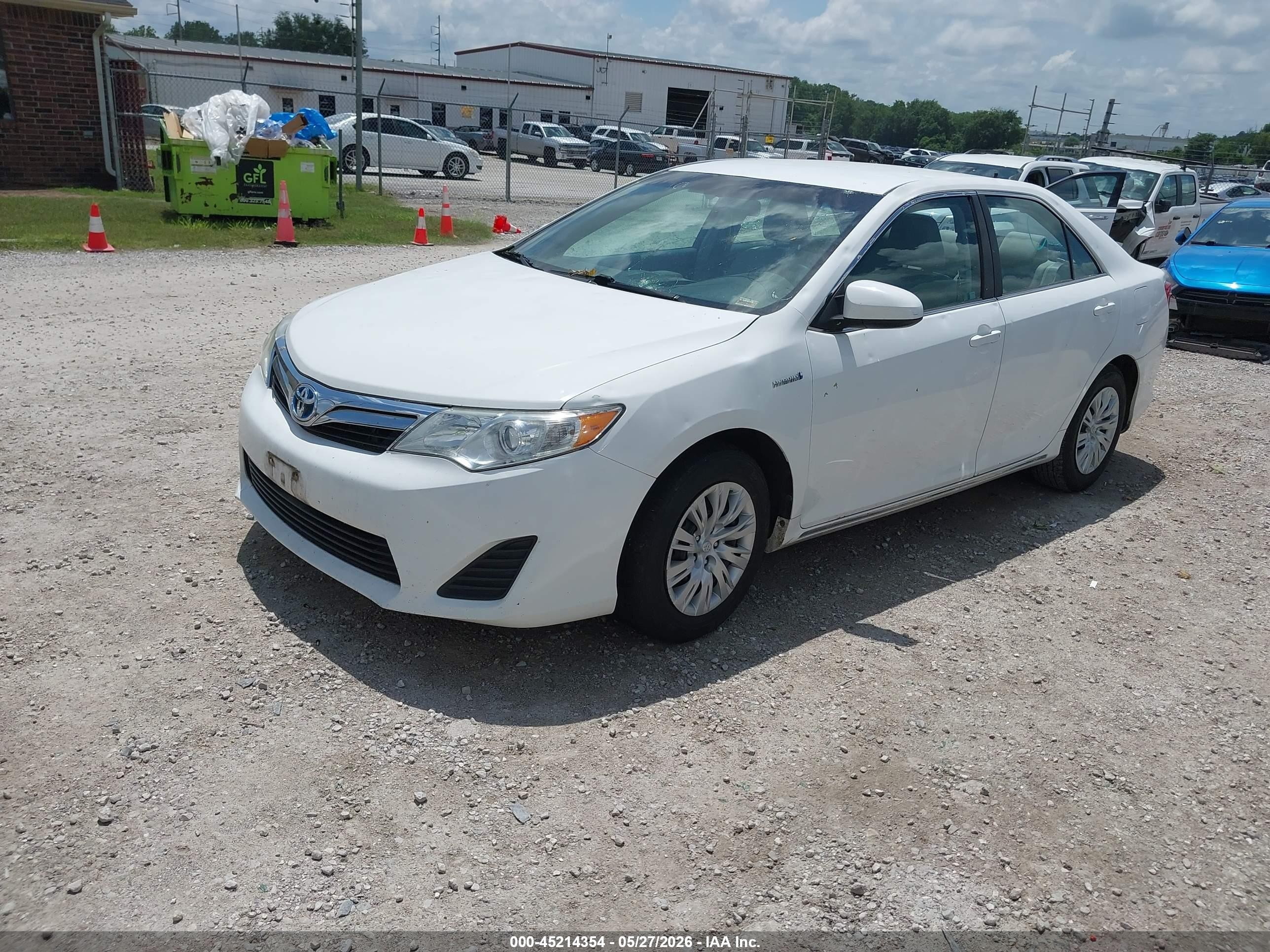 2013 Toyota Camry Hybrid Le Белый vin: 4T1BD1FK5DU096536