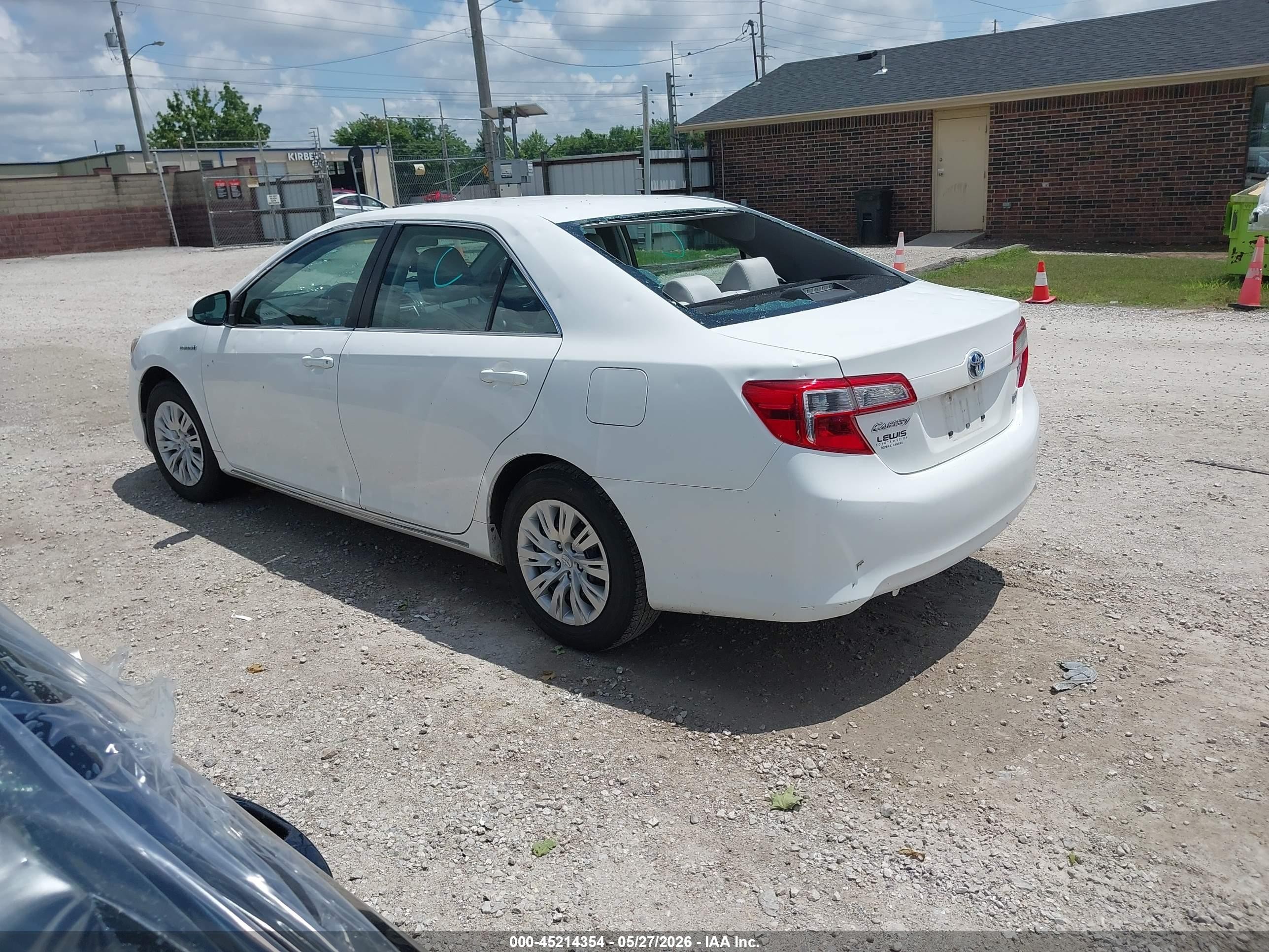 2013 Toyota Camry Hybrid Le Белый vin: 4T1BD1FK5DU096536