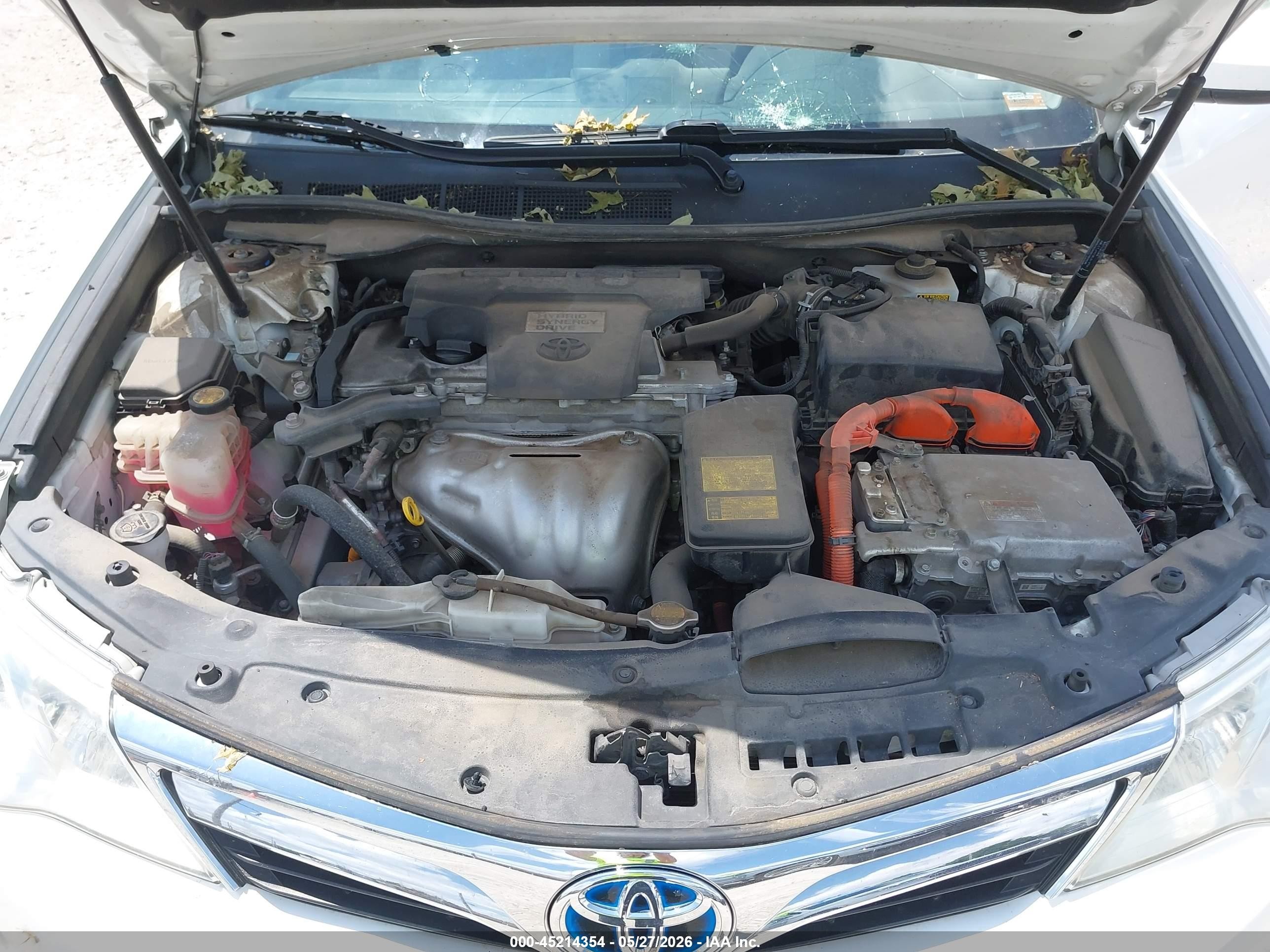 2013 Toyota Camry Hybrid Le Белый vin: 4T1BD1FK5DU096536
