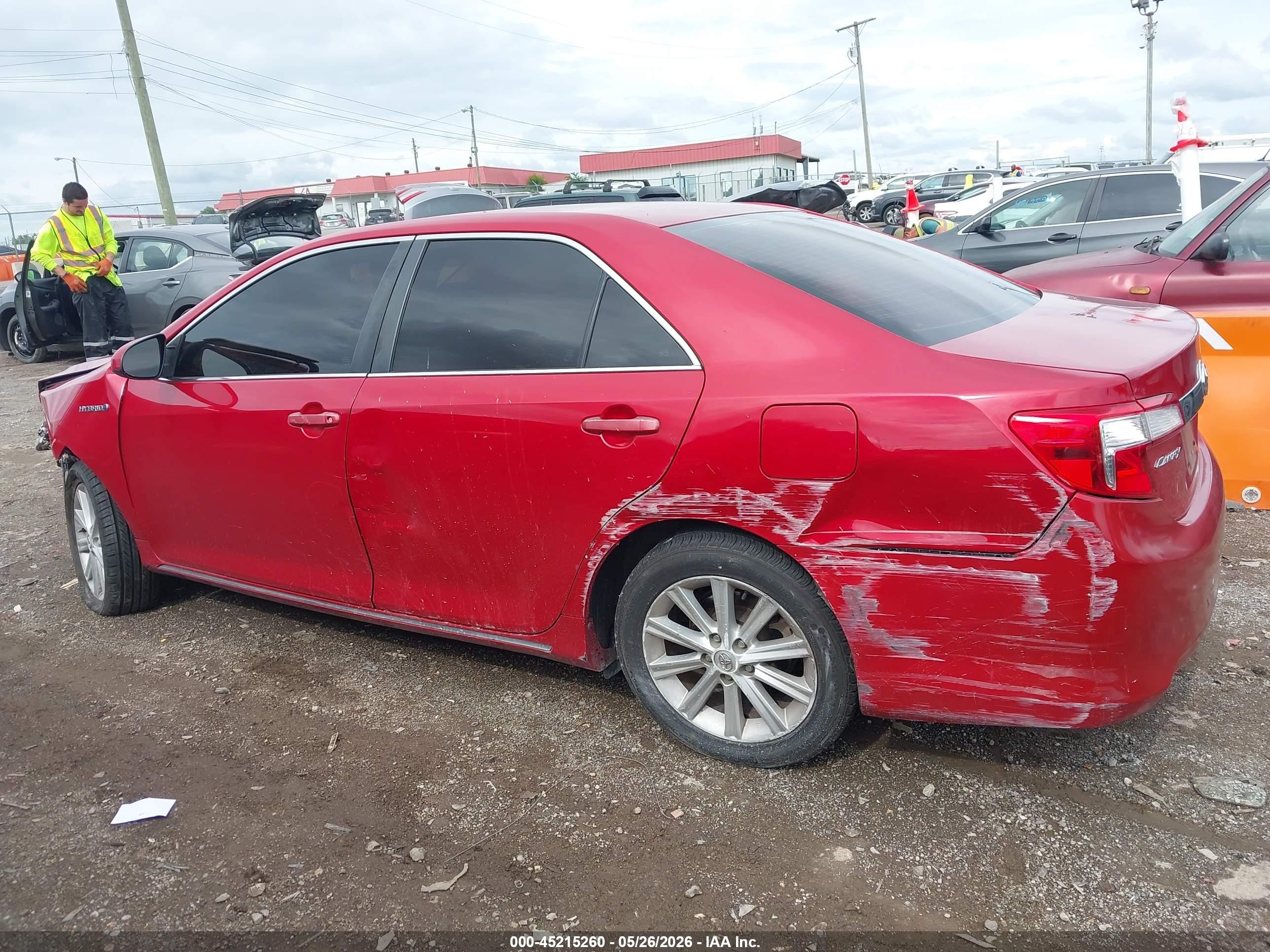 2014 Toyota Camry Hybrid Xle Red vin: 4T1BD1FK5EU104751