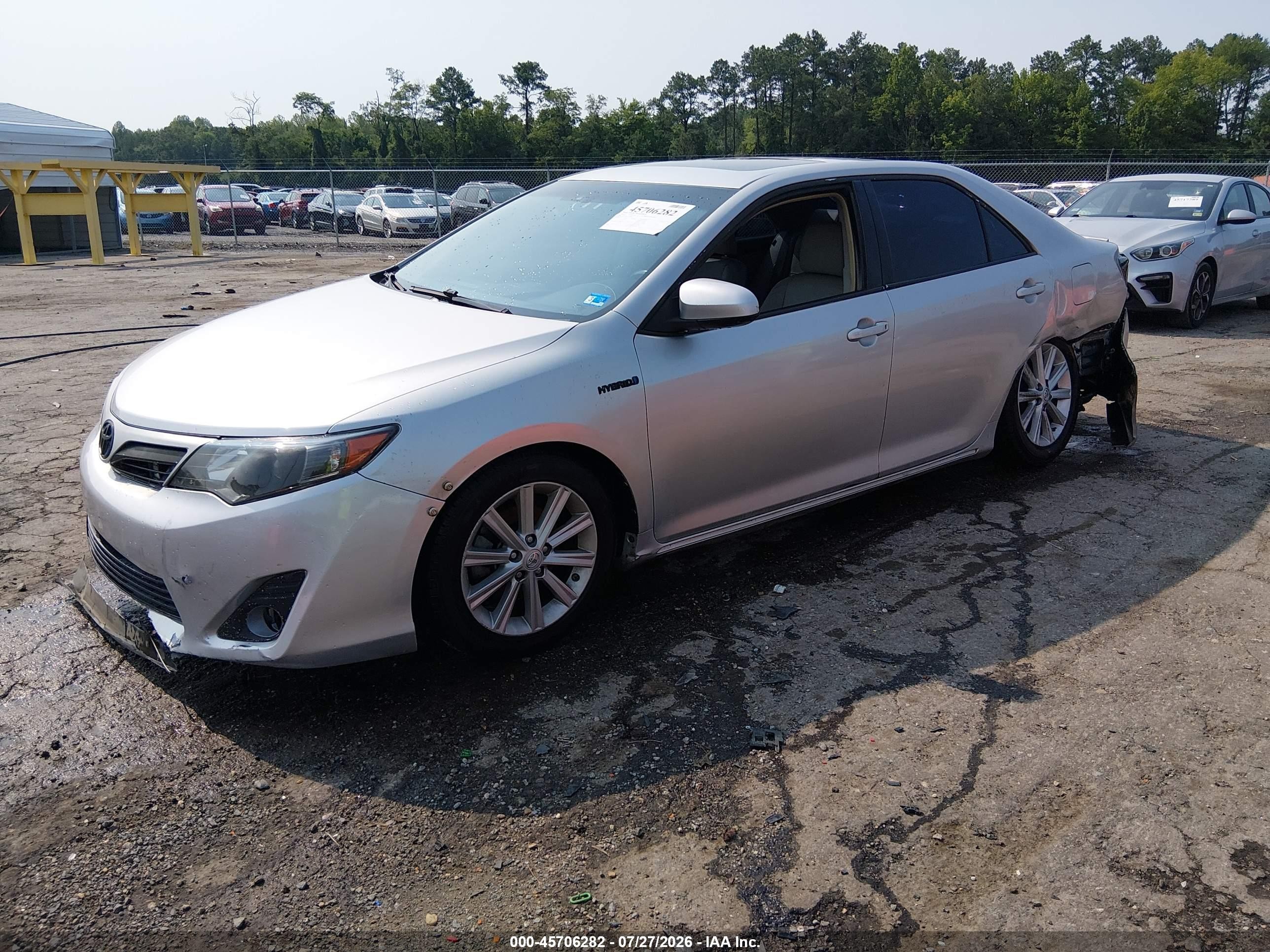 2014 Toyota Camry Hybrid Xle Silver vin: 4T1BD1FK5EU108153