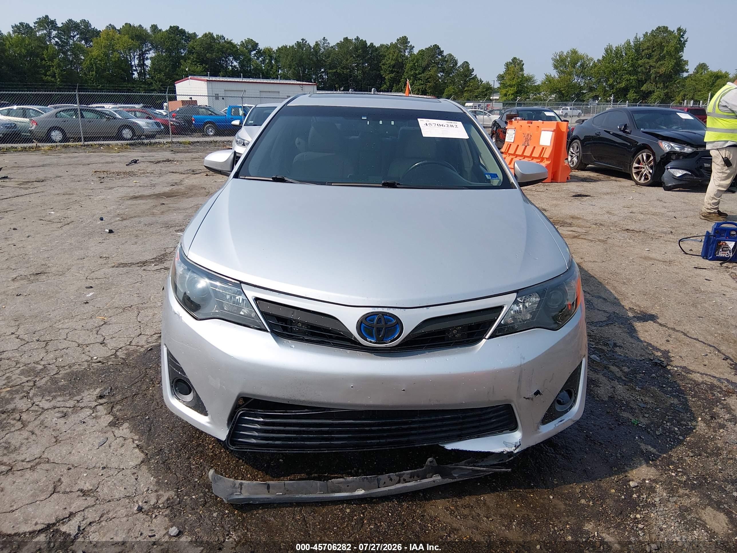 2014 Toyota Camry Hybrid Xle Silver vin: 4T1BD1FK5EU108153