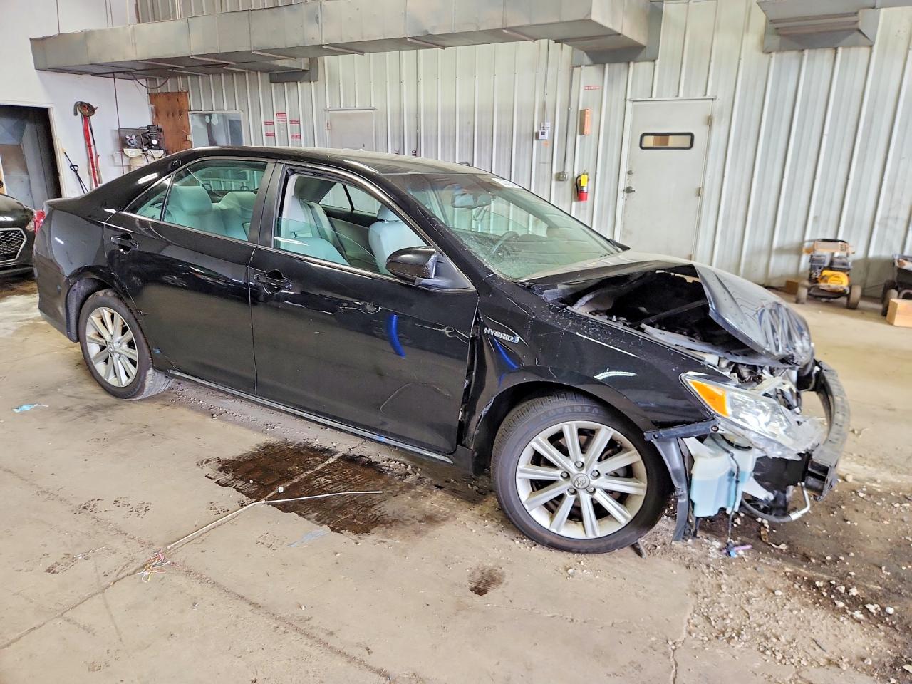2014 Toyota Camry Hybrid Xle Черный vin: 4T1BD1FK5EU118682