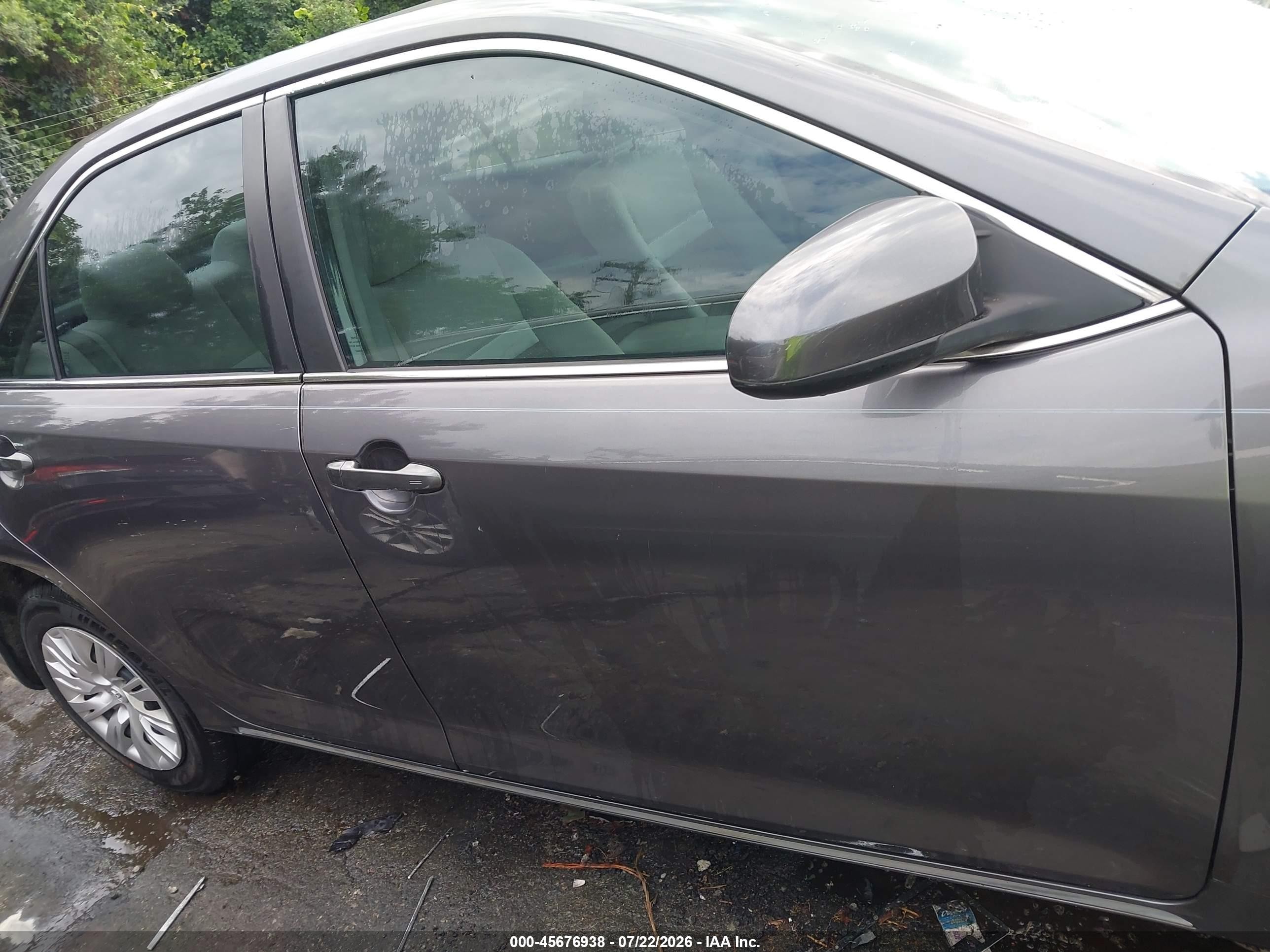 2014 Toyota Camry Hybrid Le Бежевый vin: 4T1BD1FK5EU120447