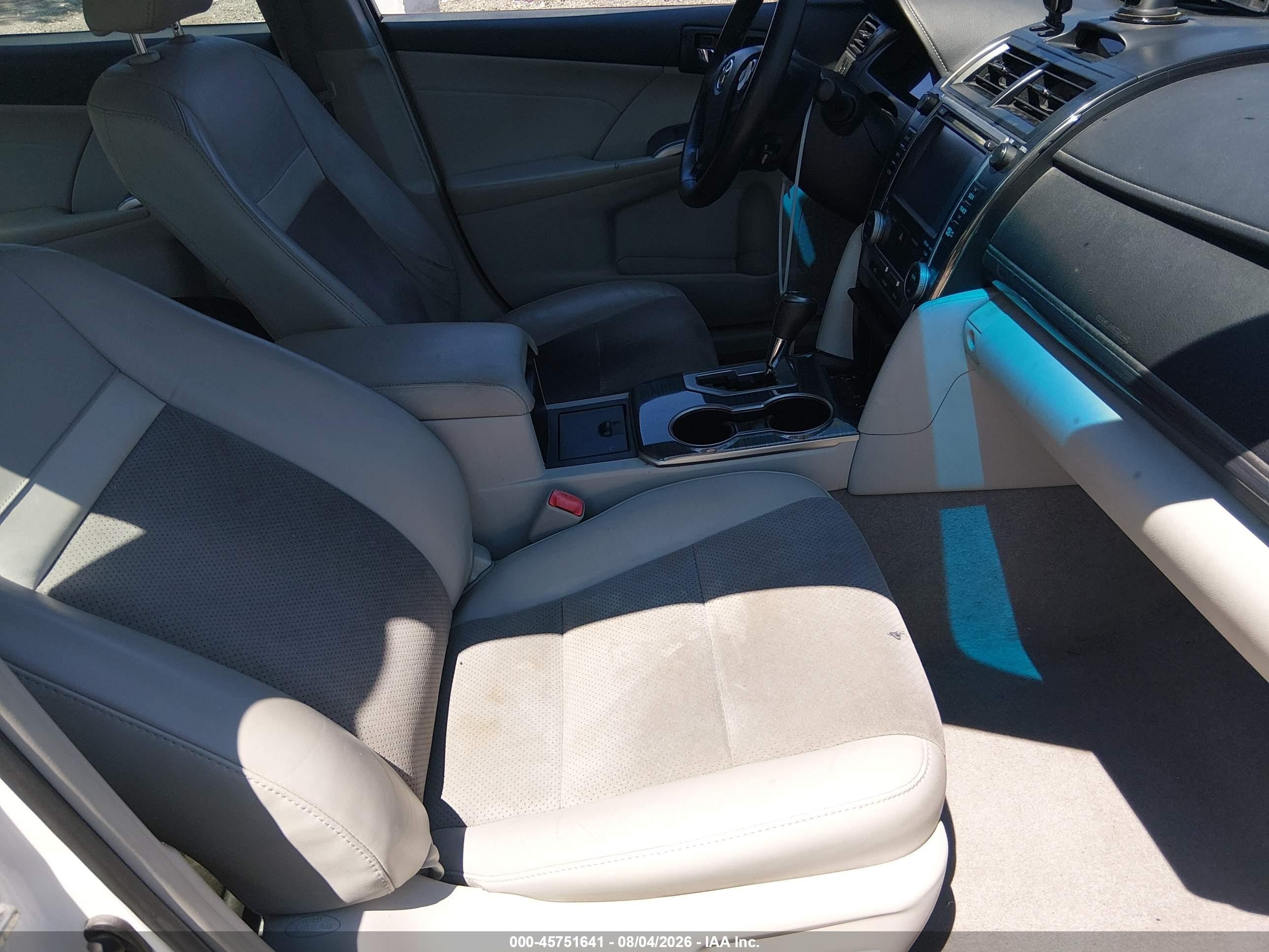 2014 Toyota Camry Hybrid Xle White vin: 4T1BD1FK5EU128323