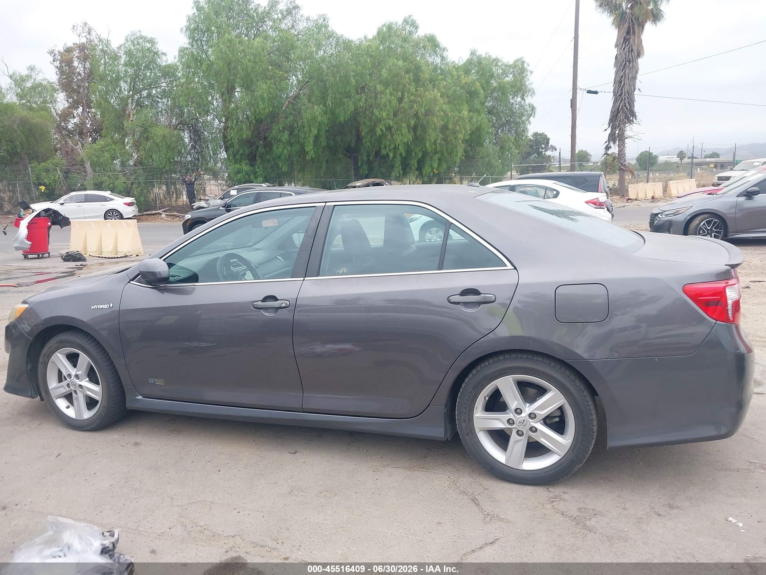 2014 Toyota Camry Hybrid Se Limited Edition Gray vin: 4T1BD1FK5EU133960