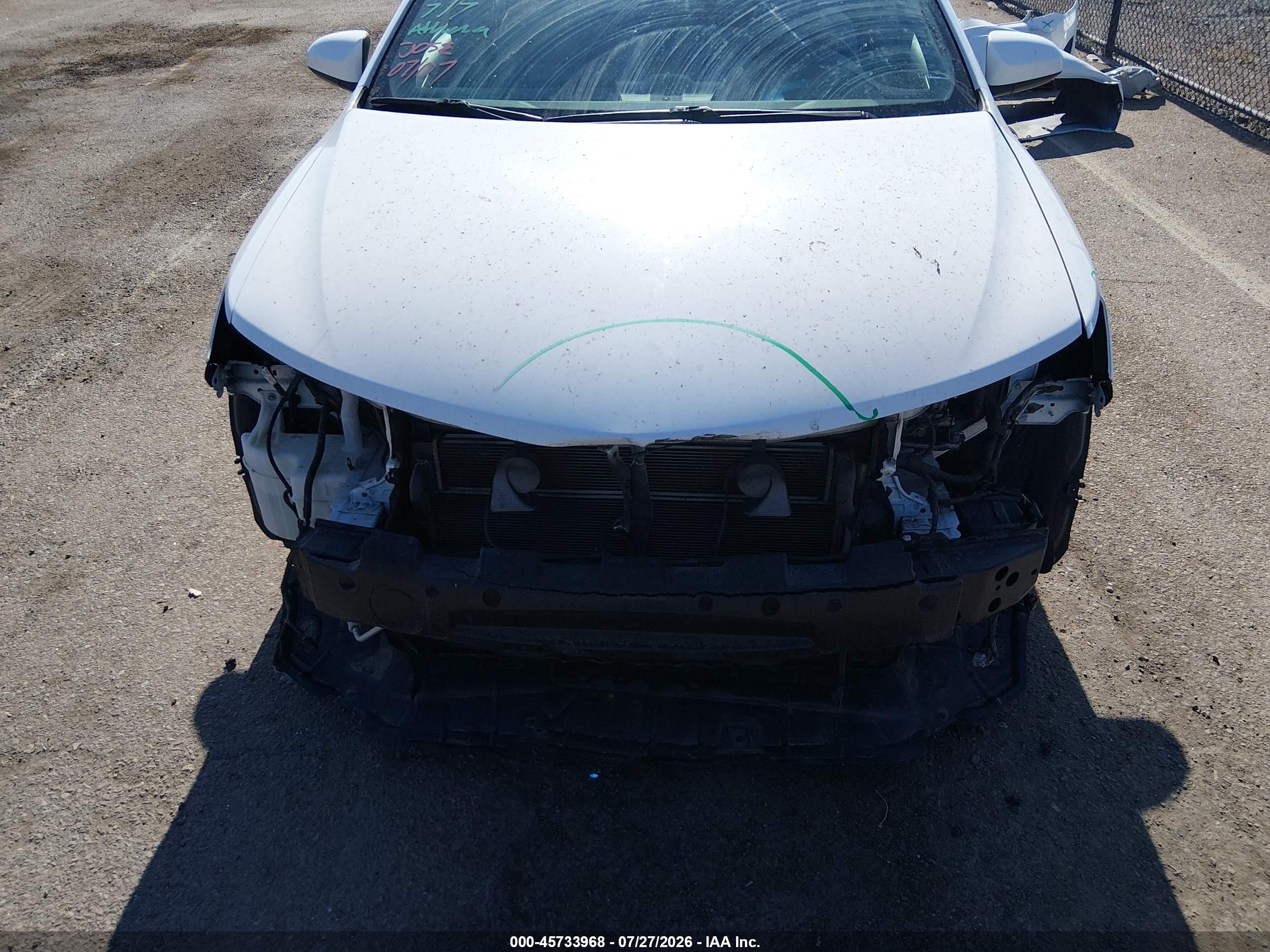 2014 Toyota Camry Hybrid Le Белый vin: 4T1BD1FK5EU136101