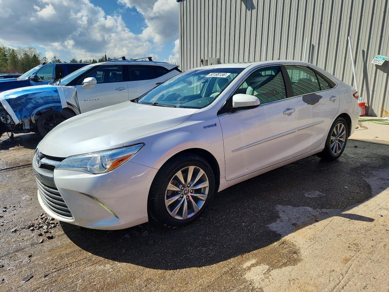 2015 Toyota Camry Hybrid Xle White vin: 4T1BD1FK5FU148296