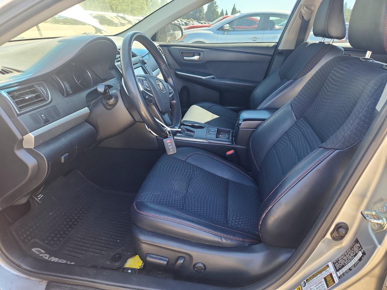 2015 Toyota Camry Hybrid Se Silver vin: 4T1BD1FK5FU157063